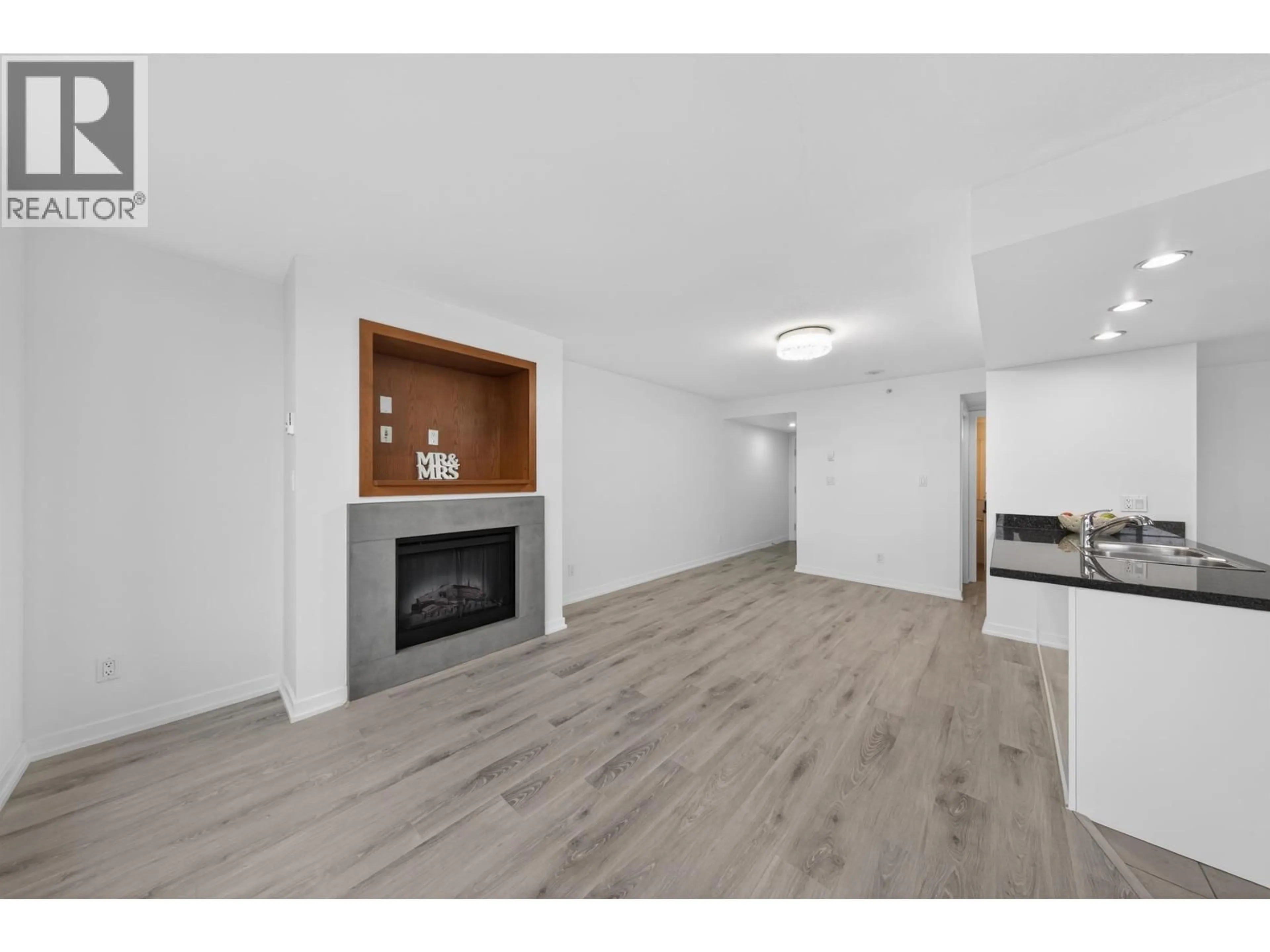 A pic of a room for 1601 - 9180 HEMLOCK DRIVE, Richmond British Columbia V6Y4J5