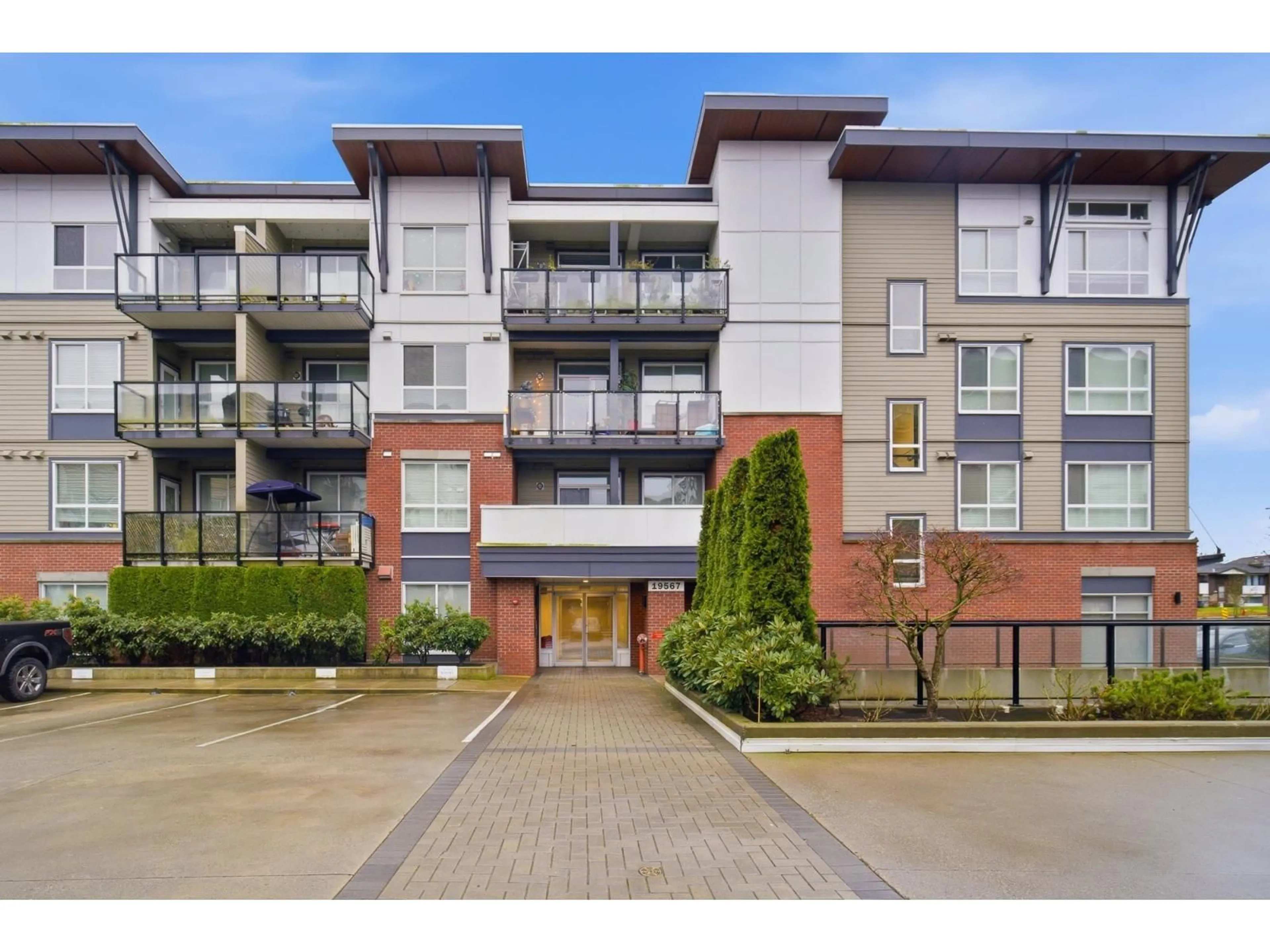 Patio, street for 309 - 19567 64 AVENUE, Surrey British Columbia V3S7H8