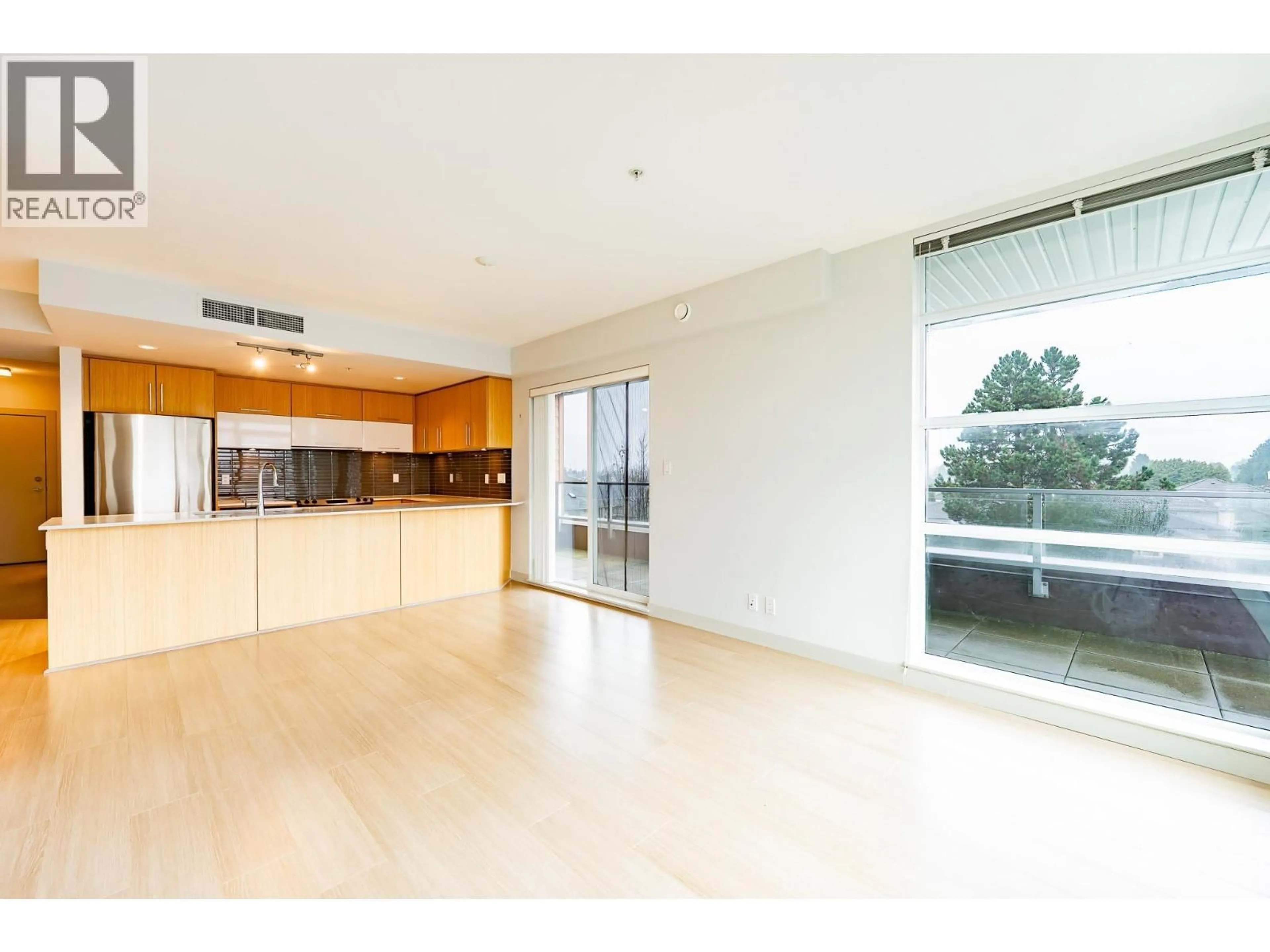 Indoor foyer for 318 - 10020 DUNOON DRIVE, Richmond British Columbia V7A0A7