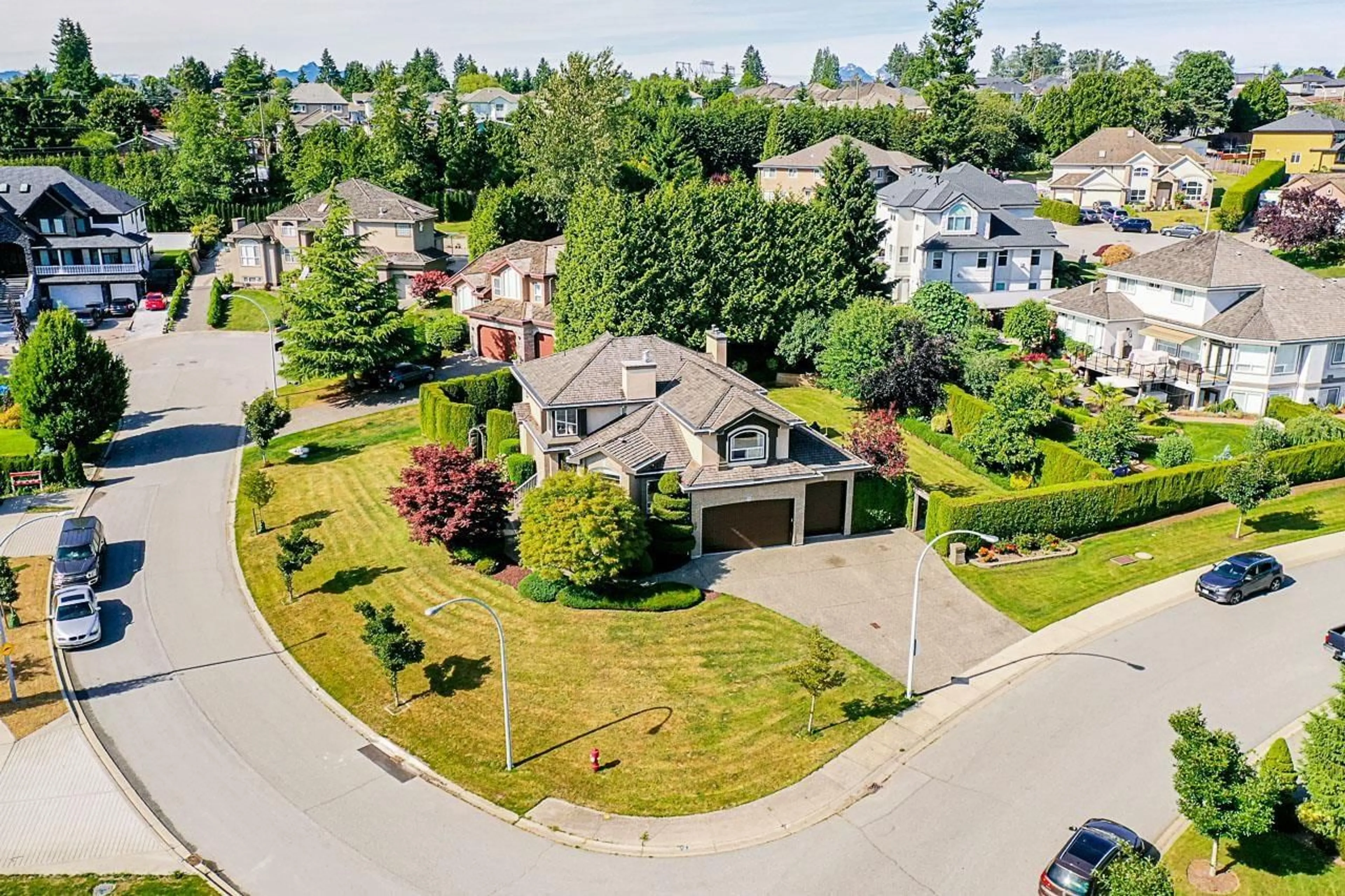 A pic from outside/outdoor area/front of a property/back of a property/a pic from drone, street for 18467 55 AVENUE, Surrey British Columbia V3S8S1