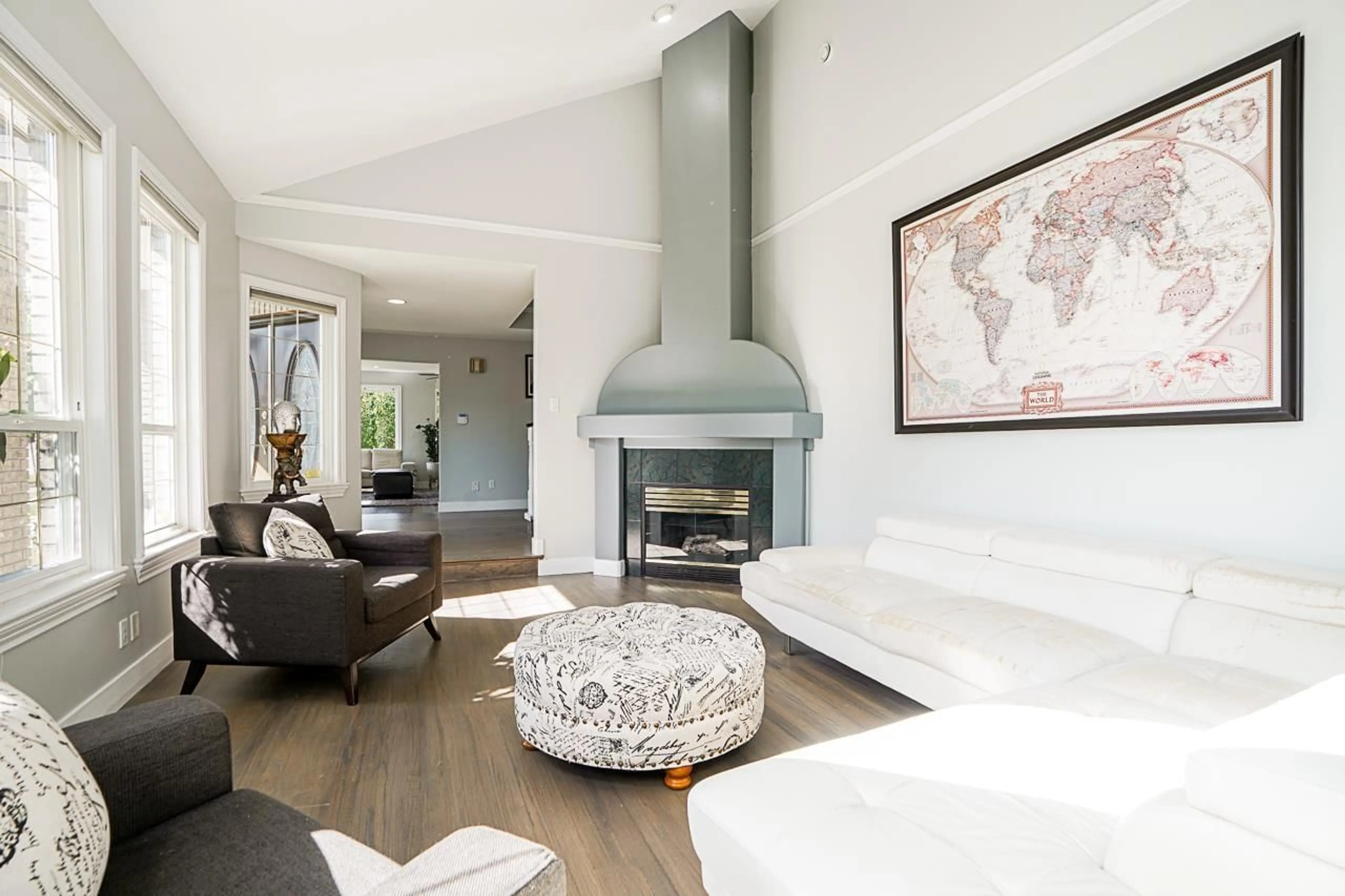 Living room with furniture, unknown for 18467 55 AVENUE, Surrey British Columbia V3S8S1