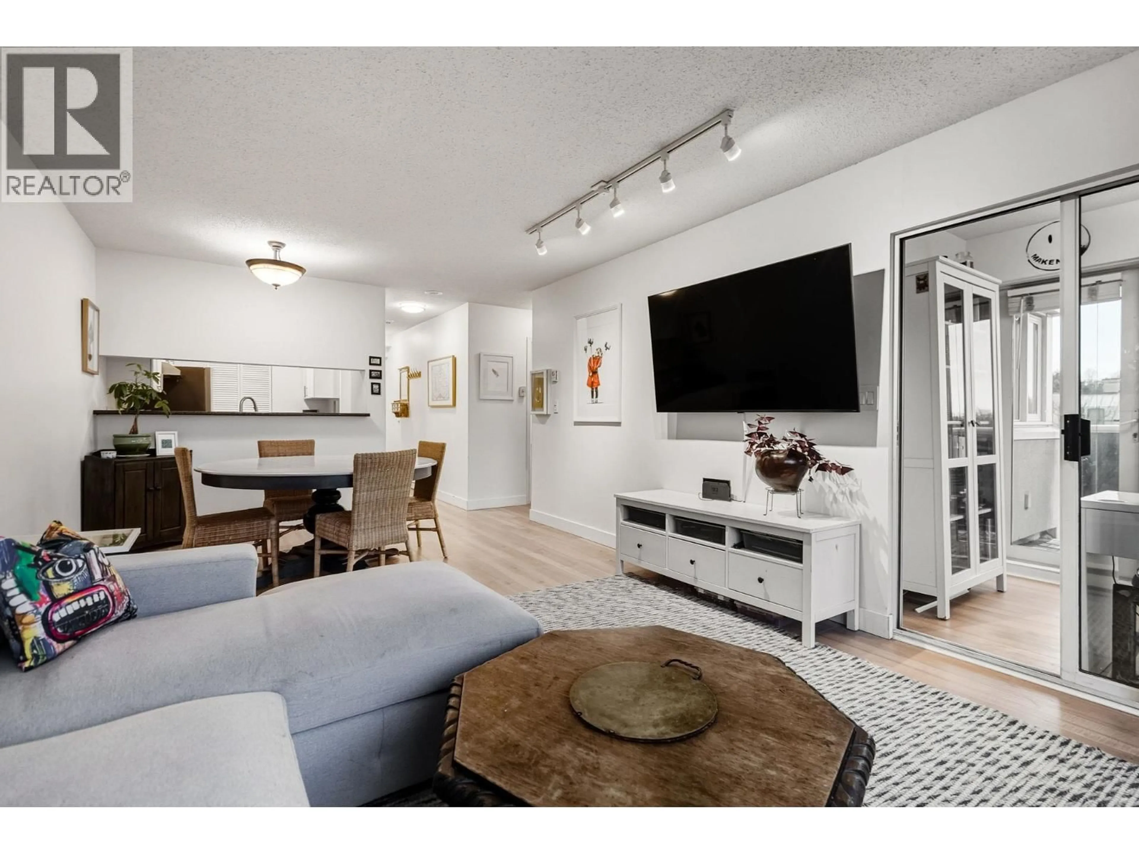 Living room with furniture, unknown for 503 - 1833 FRANCES STREET, Vancouver British Columbia V5L1Z8