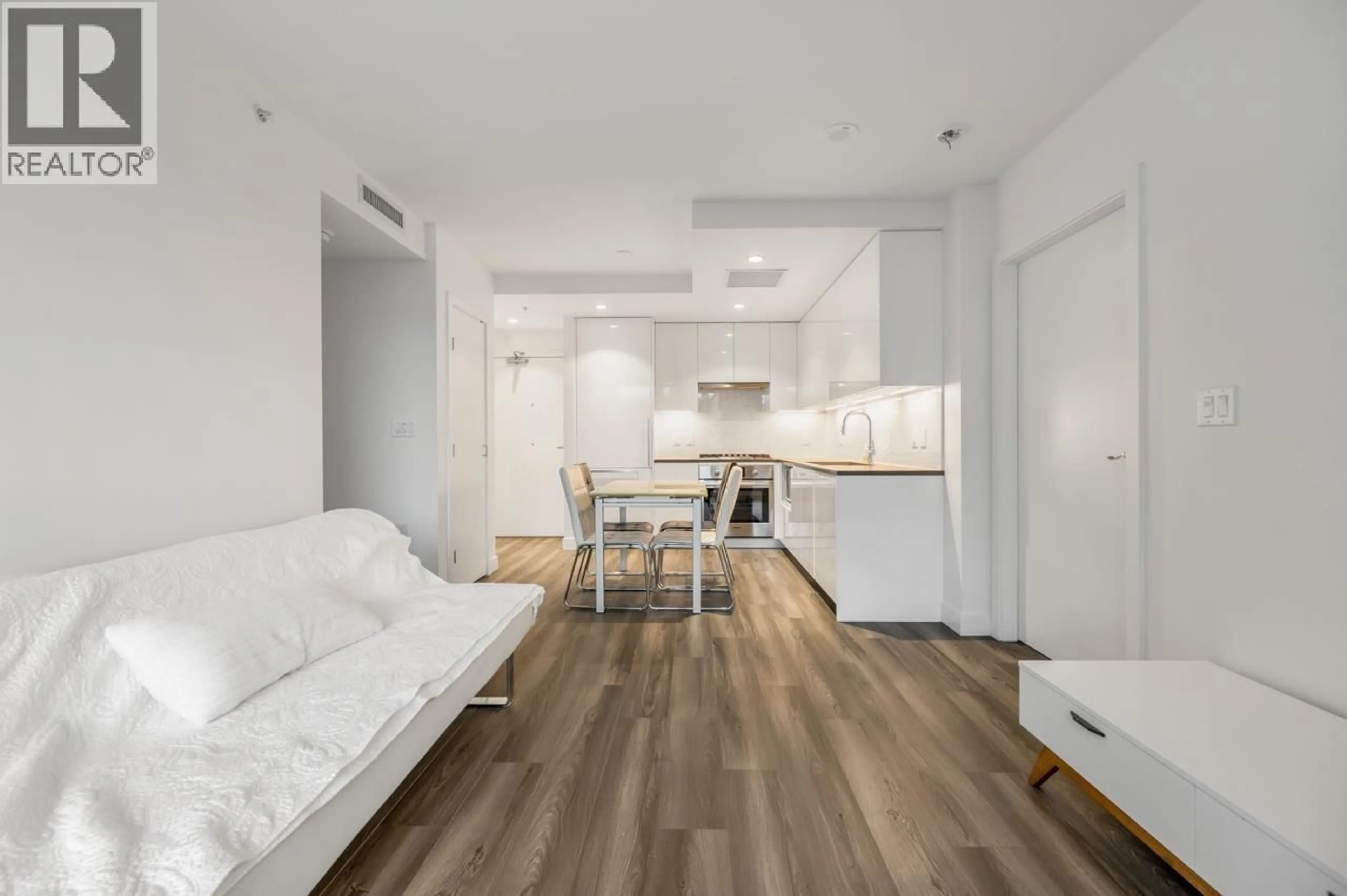 Unknown for 316 - 8181 CHESTER STREET, Vancouver British Columbia V5X0J9