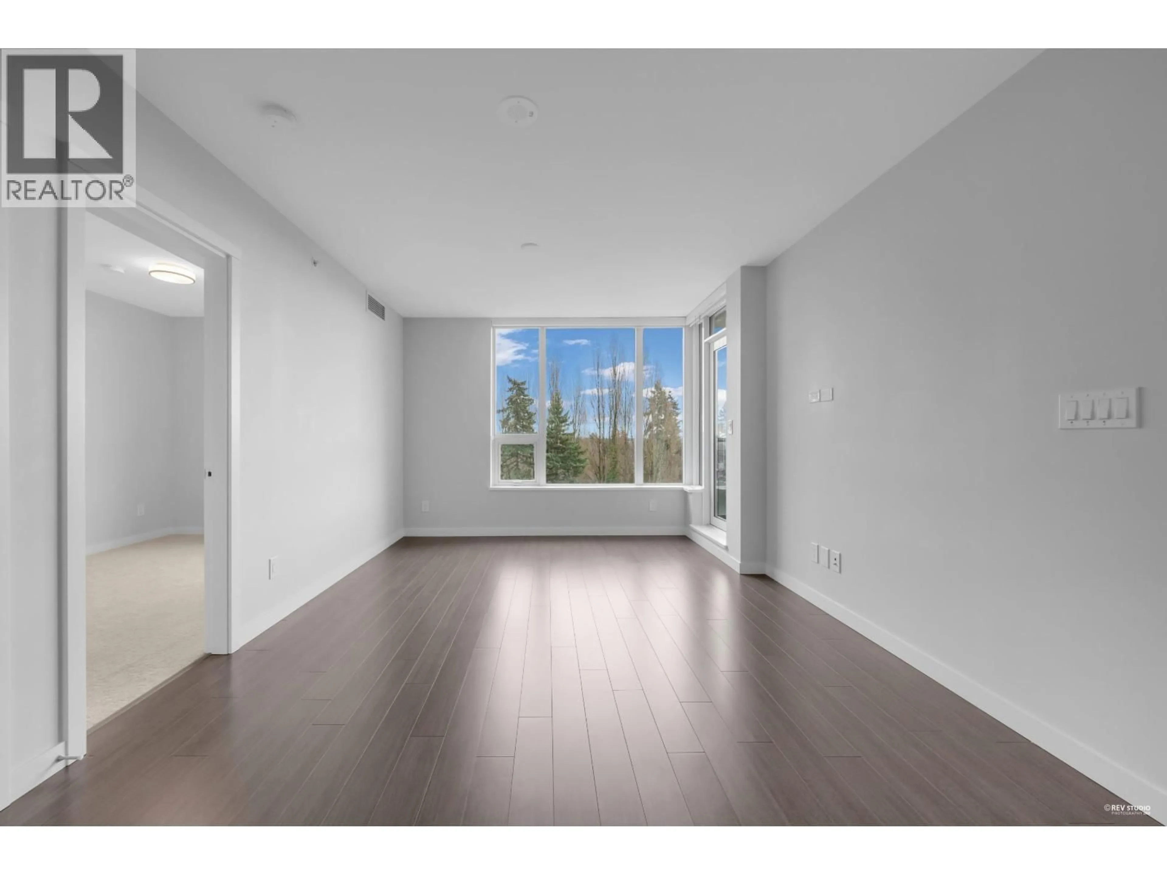 A pic of a room for 815 - 3699 SEXSMITH ROAD, Richmond British Columbia V6X0W4