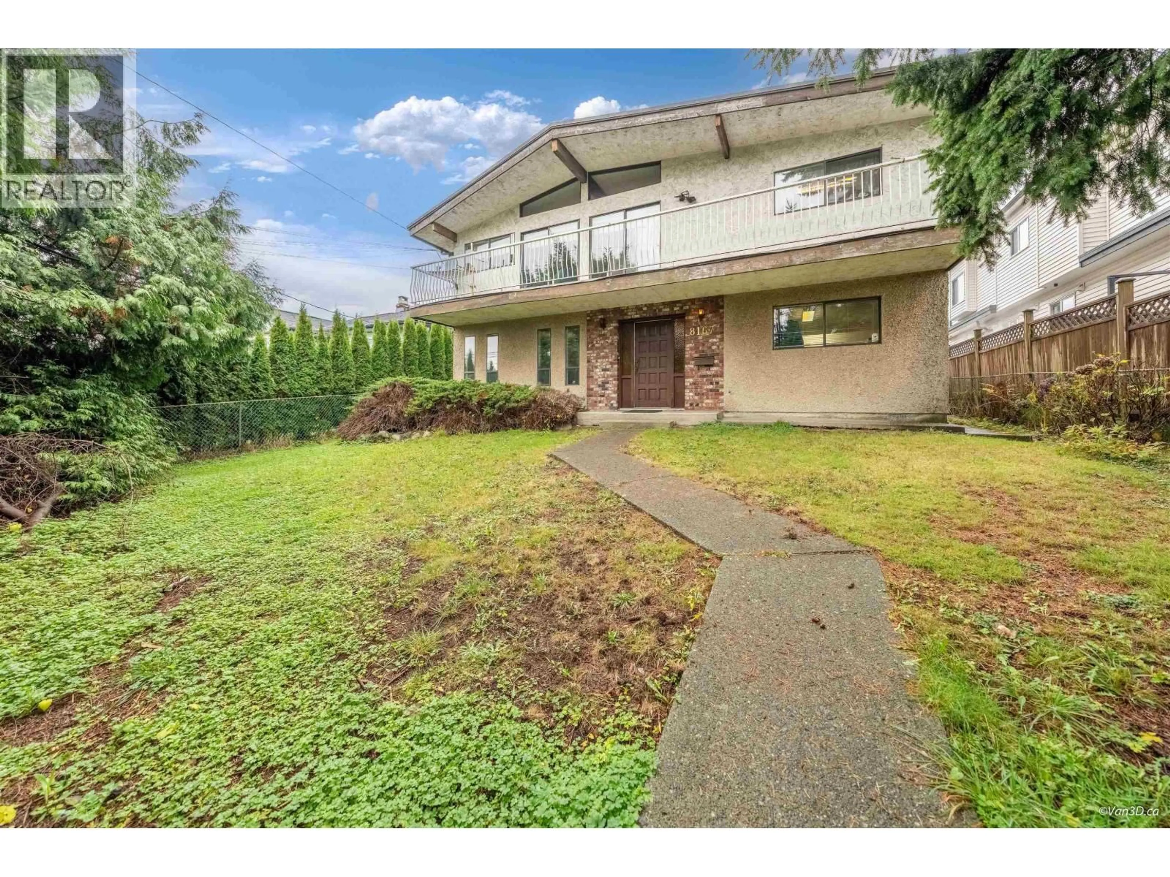 A pic from outside/outdoor area/front of a property/back of a property/a pic from drone, street for 8167 10TH AVENUE, Burnaby British Columbia V3N2S5