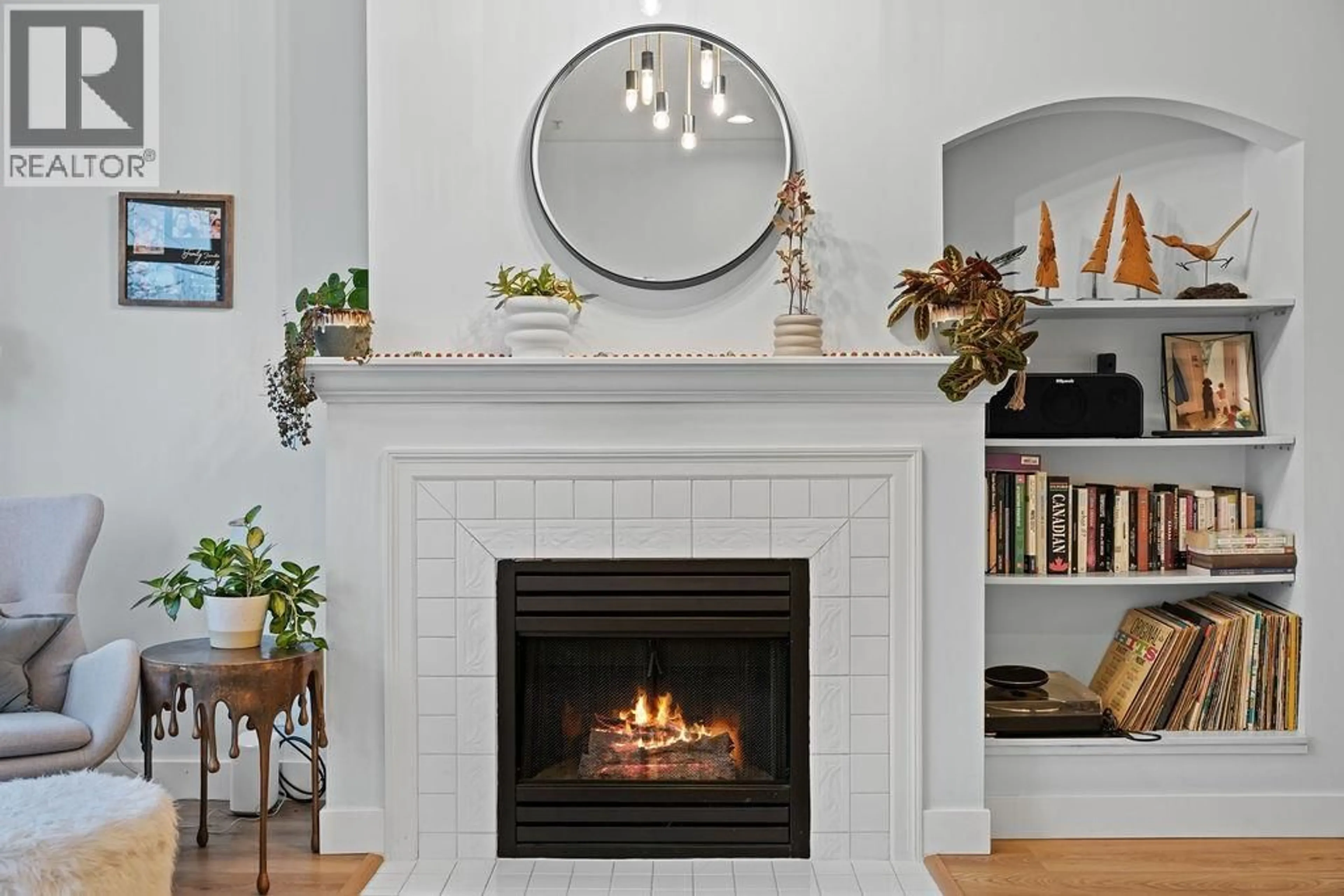 Unknown for 14 - 221 ASH STREET, New Westminster British Columbia V3M3M5