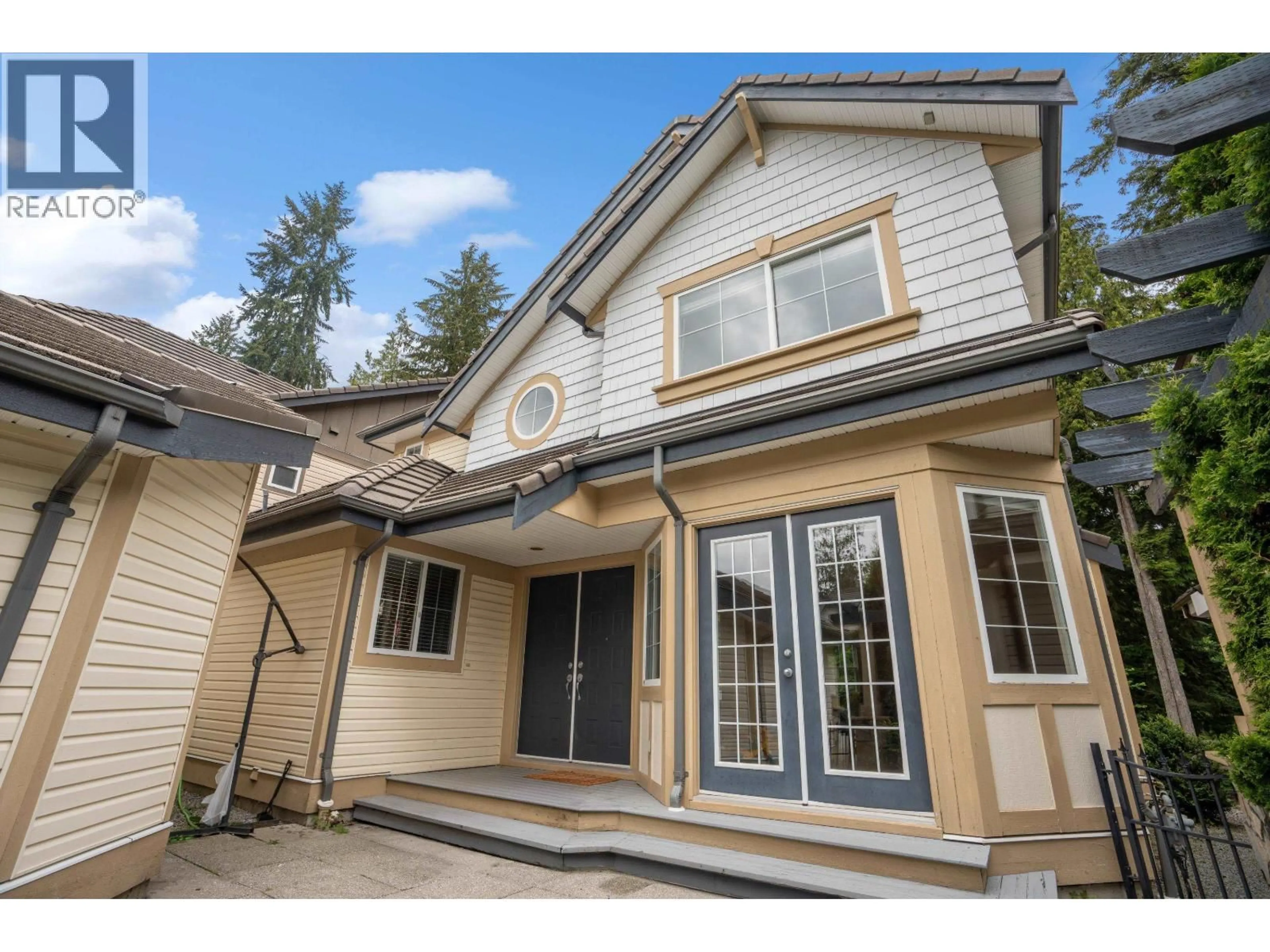 Unknown for 3305 CHARTWELL GRN, Coquitlam British Columbia V3E3N1