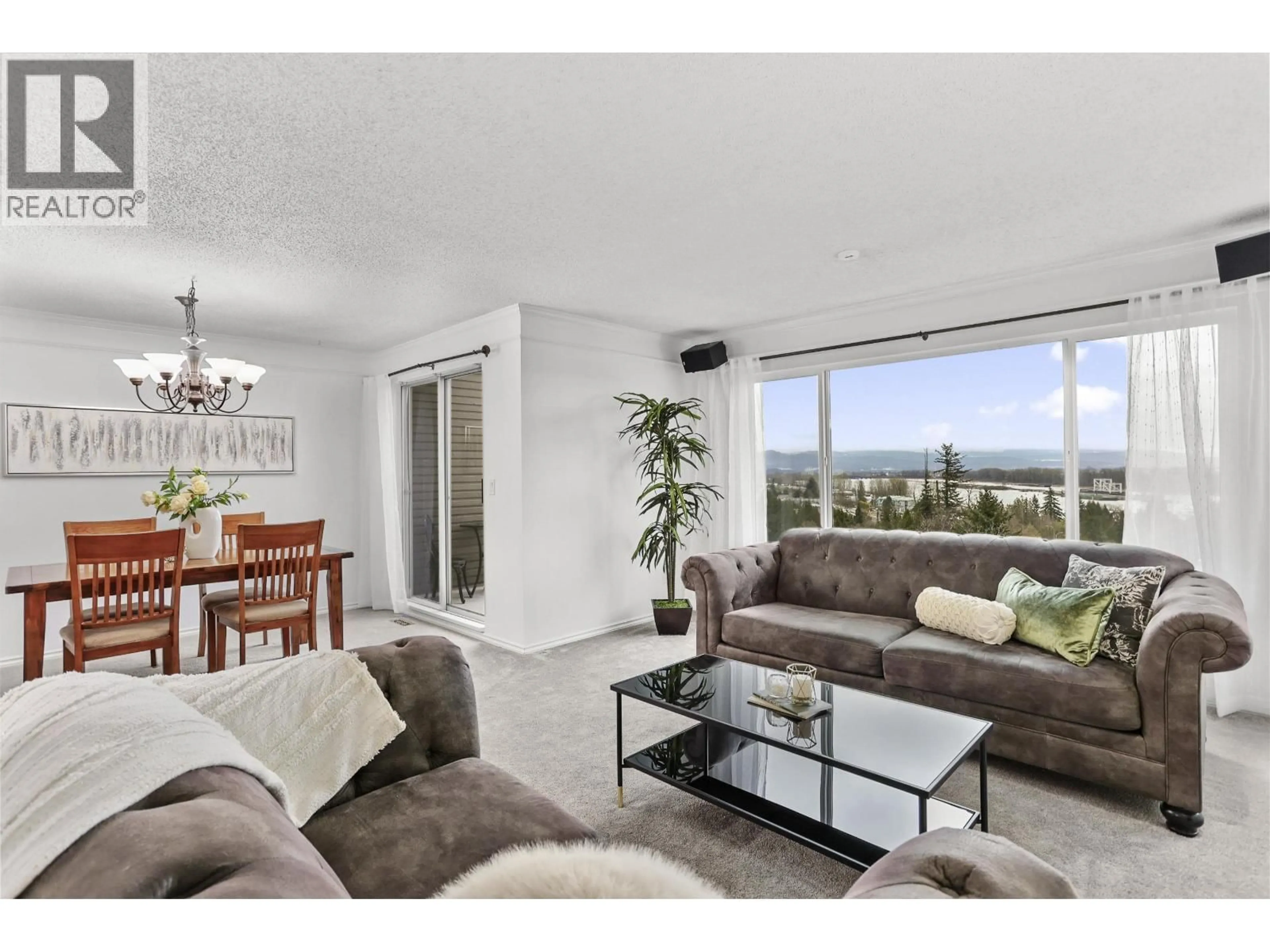 Living room with furniture, unknown for 117 - 1140 CASTLE CRESCENT, Port Coquitlam British Columbia V3C5M4