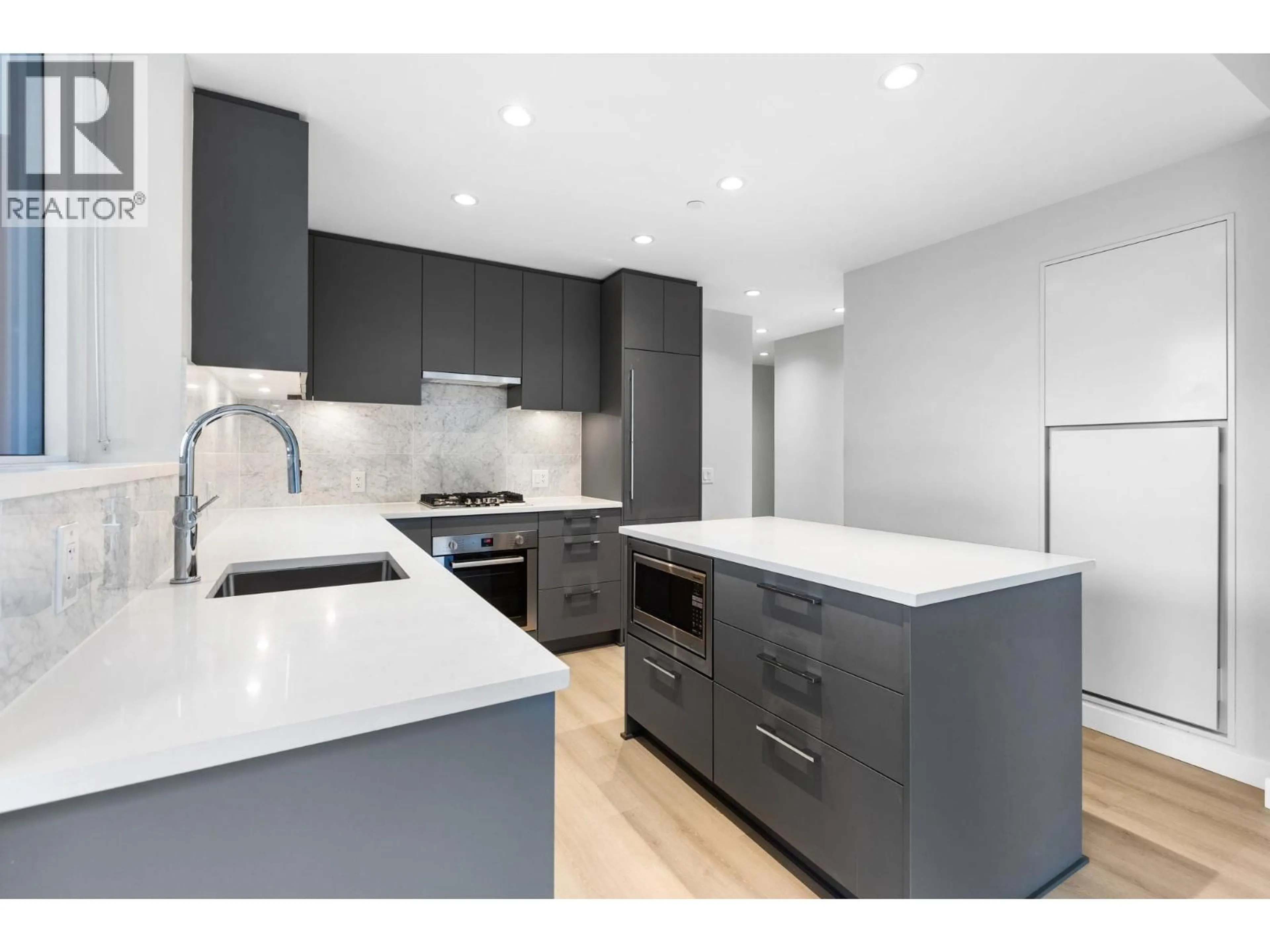 Contemporary kitchen, unknown for 708 - 5380 CROOKED BRANCH ROAD, Vancouver British Columbia V6T0E5
