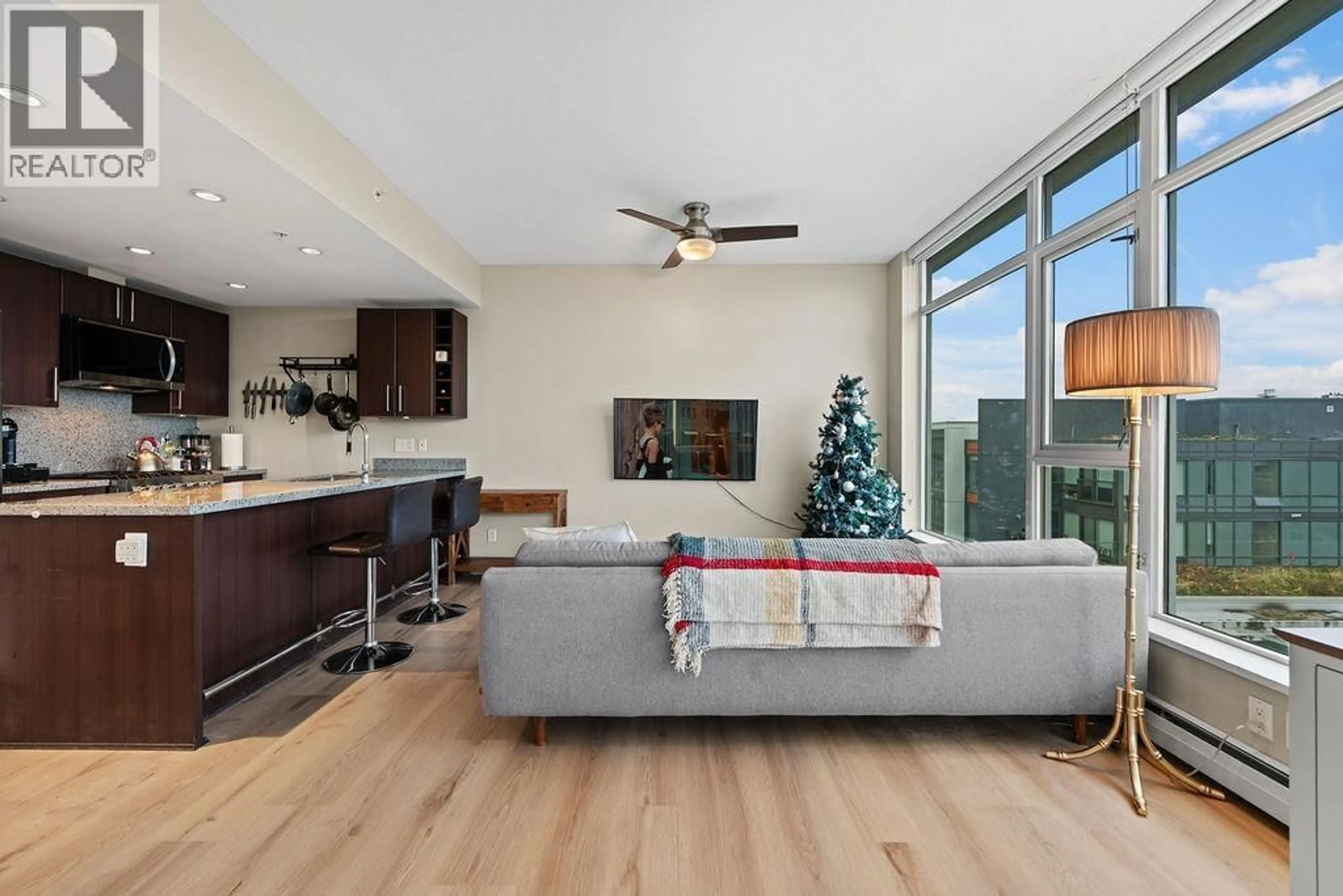 Living room with furniture, unknown for 1708 - 168 1ST AVENUE, Vancouver British Columbia V5Y0H6