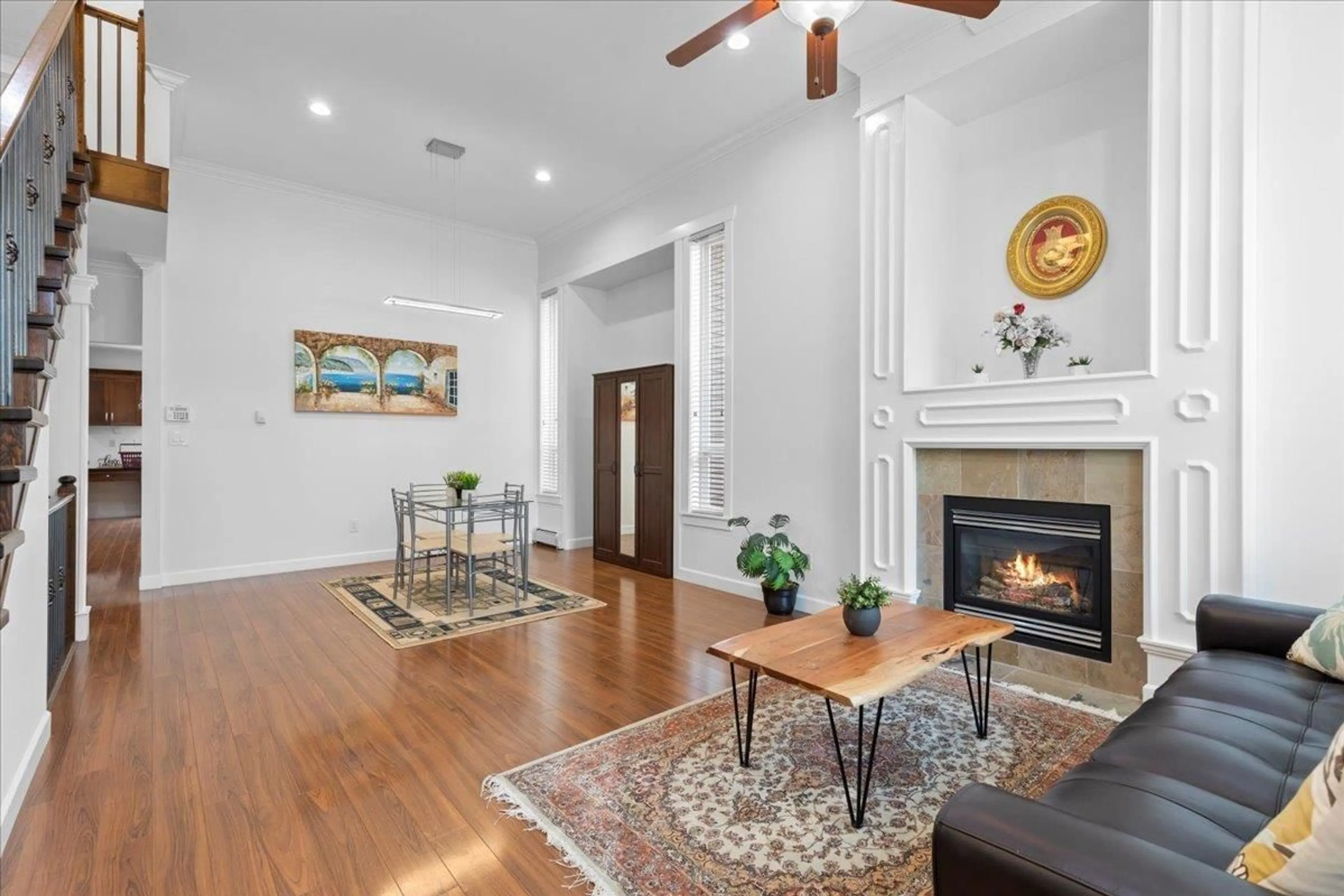 Living room with furniture, unknown for 18118 67 AVENUE, Surrey British Columbia V3S0L9