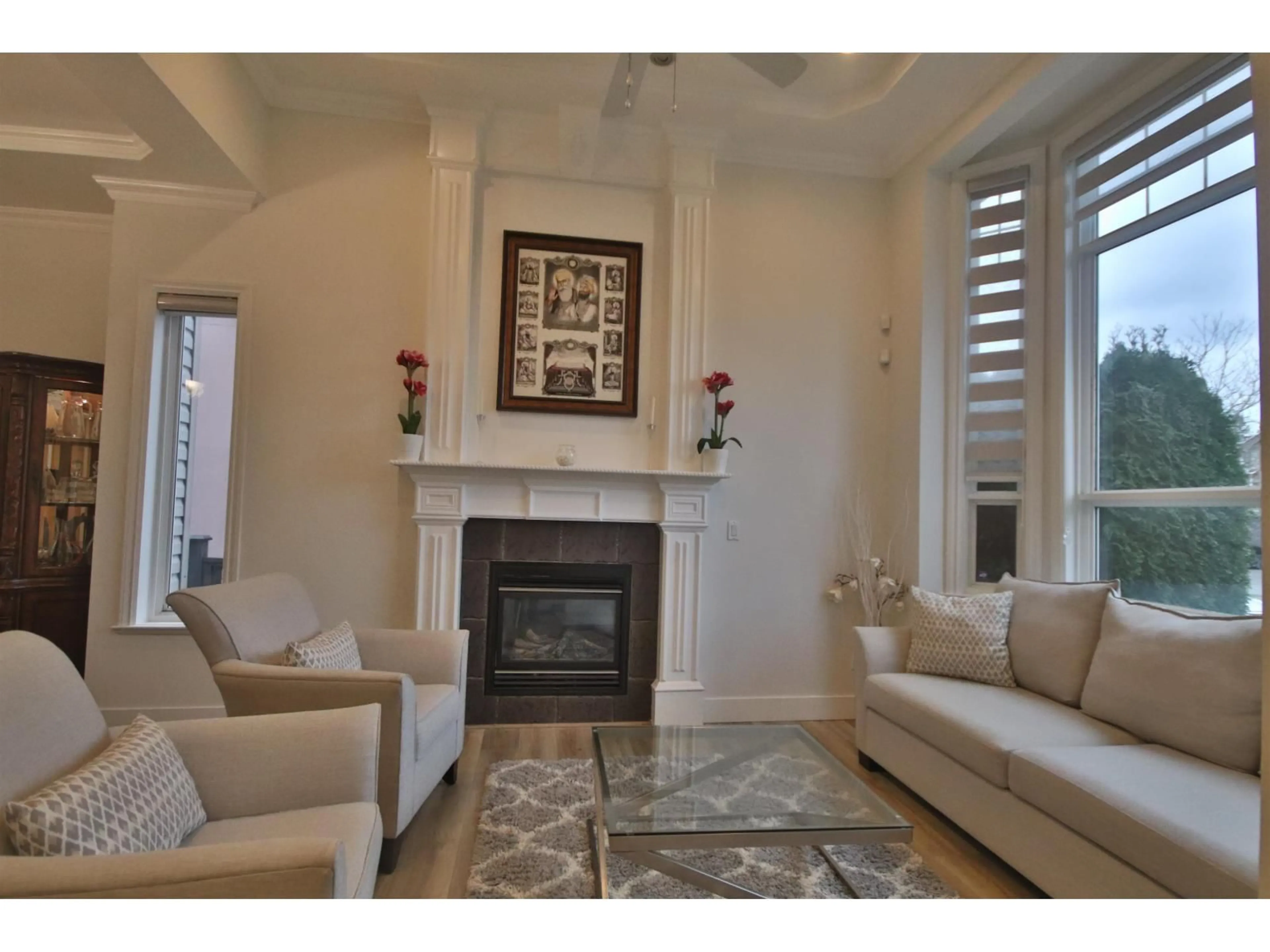 Living room with furniture, ceramic/tile floor for 14486 74A AVENUE, Surrey British Columbia V3S0S3