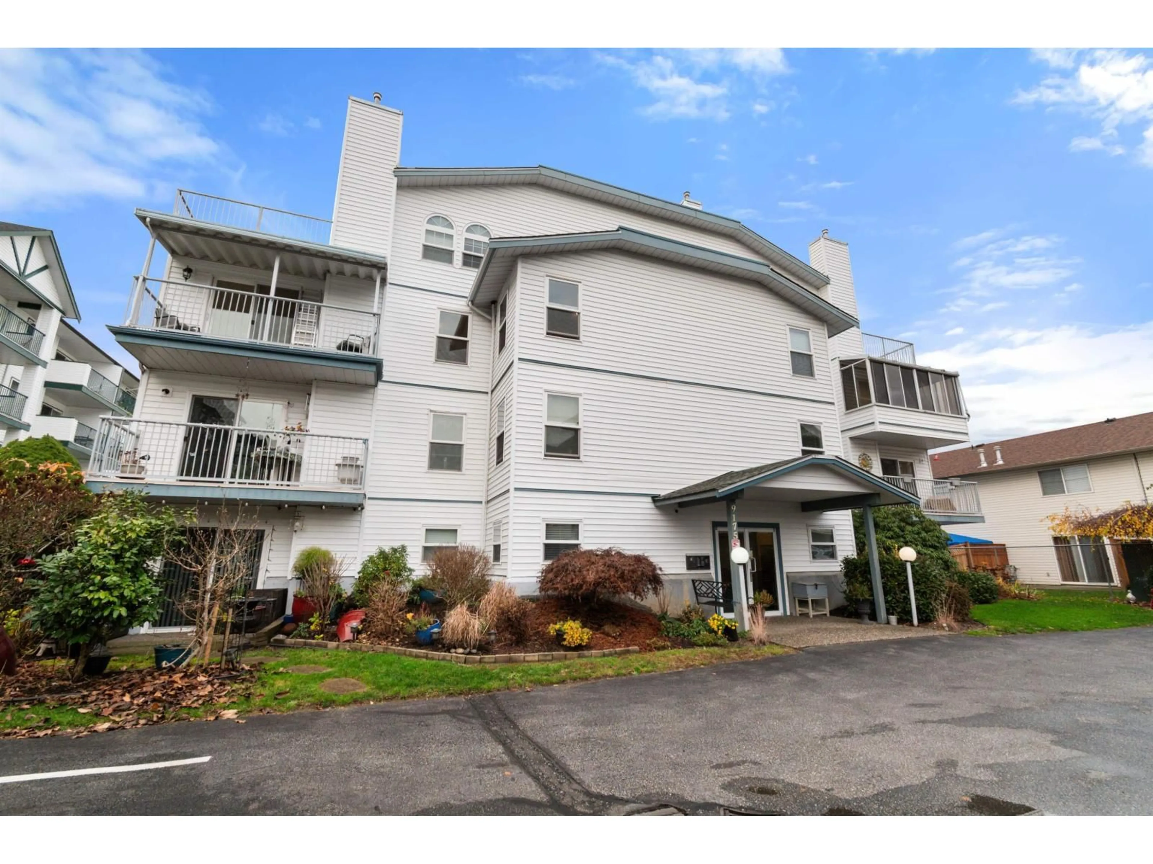 Unknown for 301 - 9175 EDWARD STREET, Chilliwack British Columbia V2P4C5