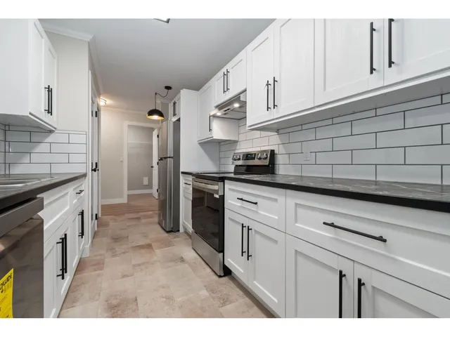 301 - 9175 EDWARD STREET, Chilliwack 4