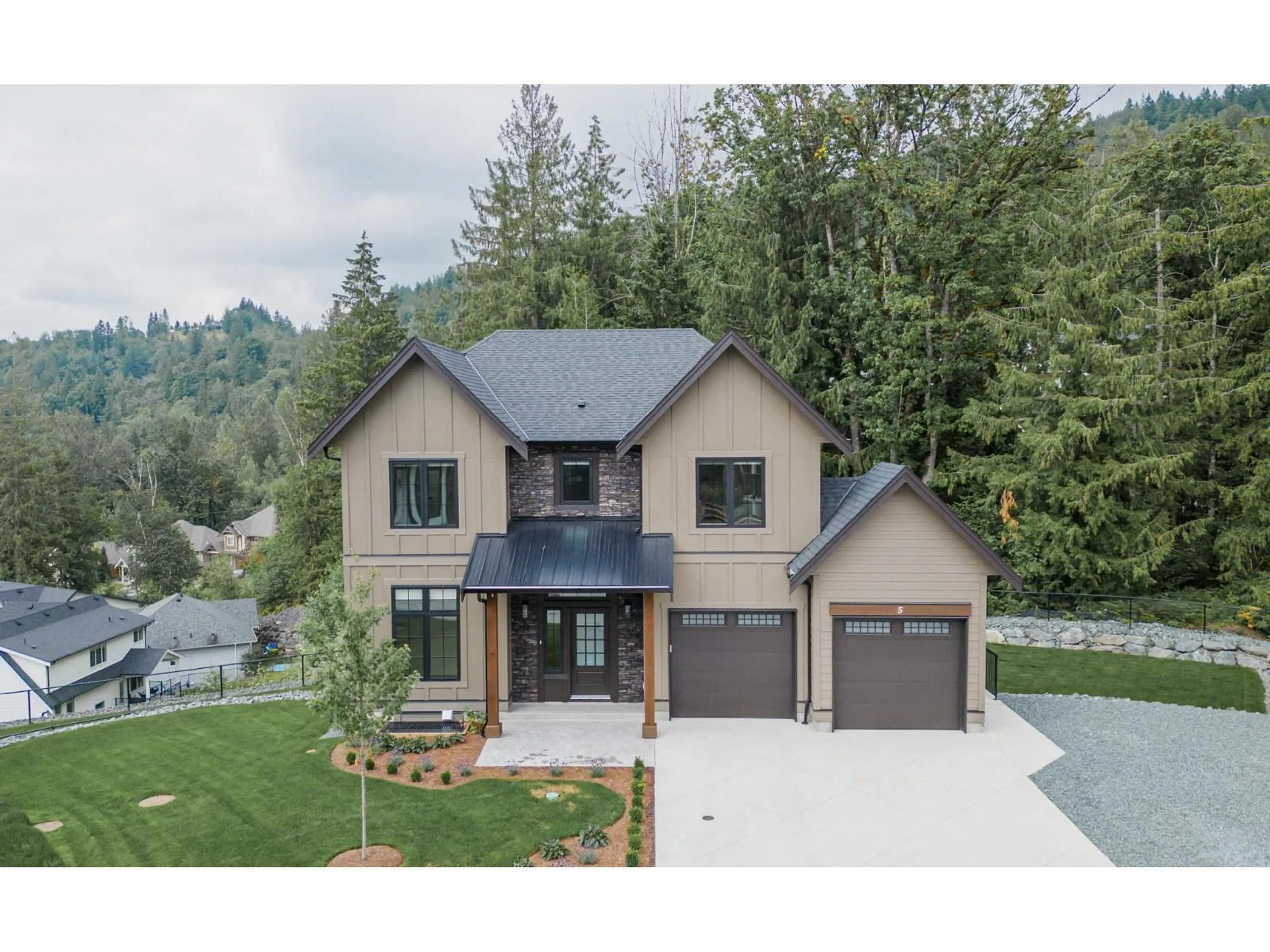 A pic from outside/outdoor area/front of a property/back of a property/a pic from drone, mountain view for 5 - 7259 RAMSAY PLACE, Chilliwack British Columbia V4Z0E7