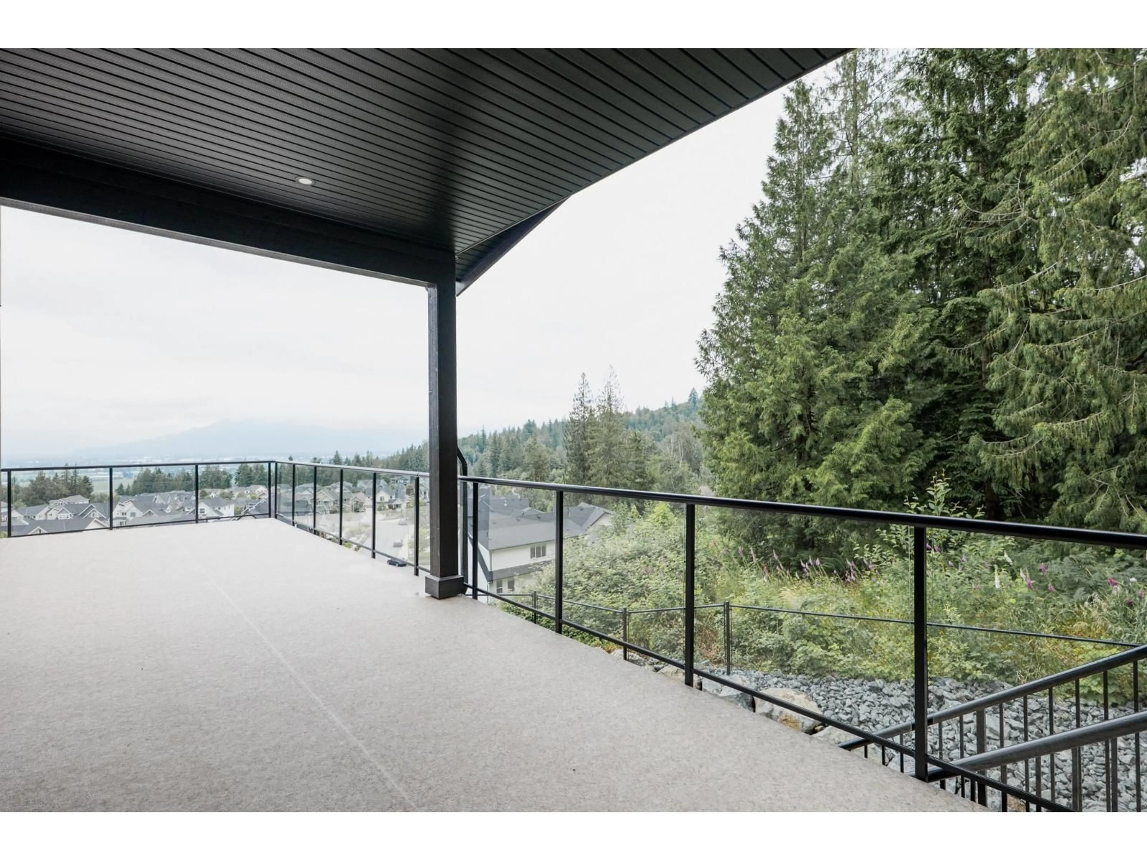 Patio, mountain view for 5 - 7259 RAMSAY PLACE, Chilliwack British Columbia V4Z0E7