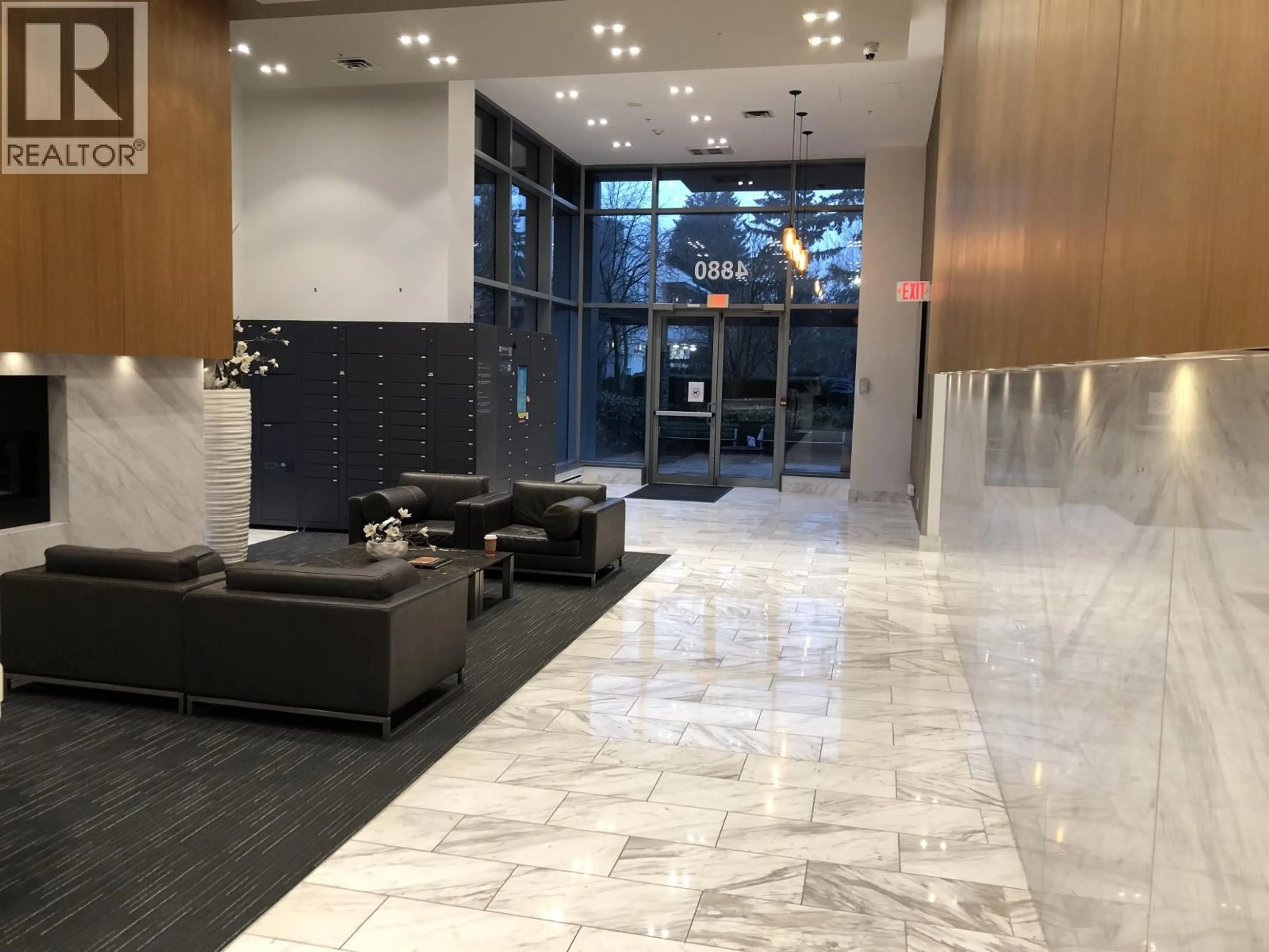Lobby for 3608 - 4880 BENNETT STREET, Burnaby British Columbia V5H0C1