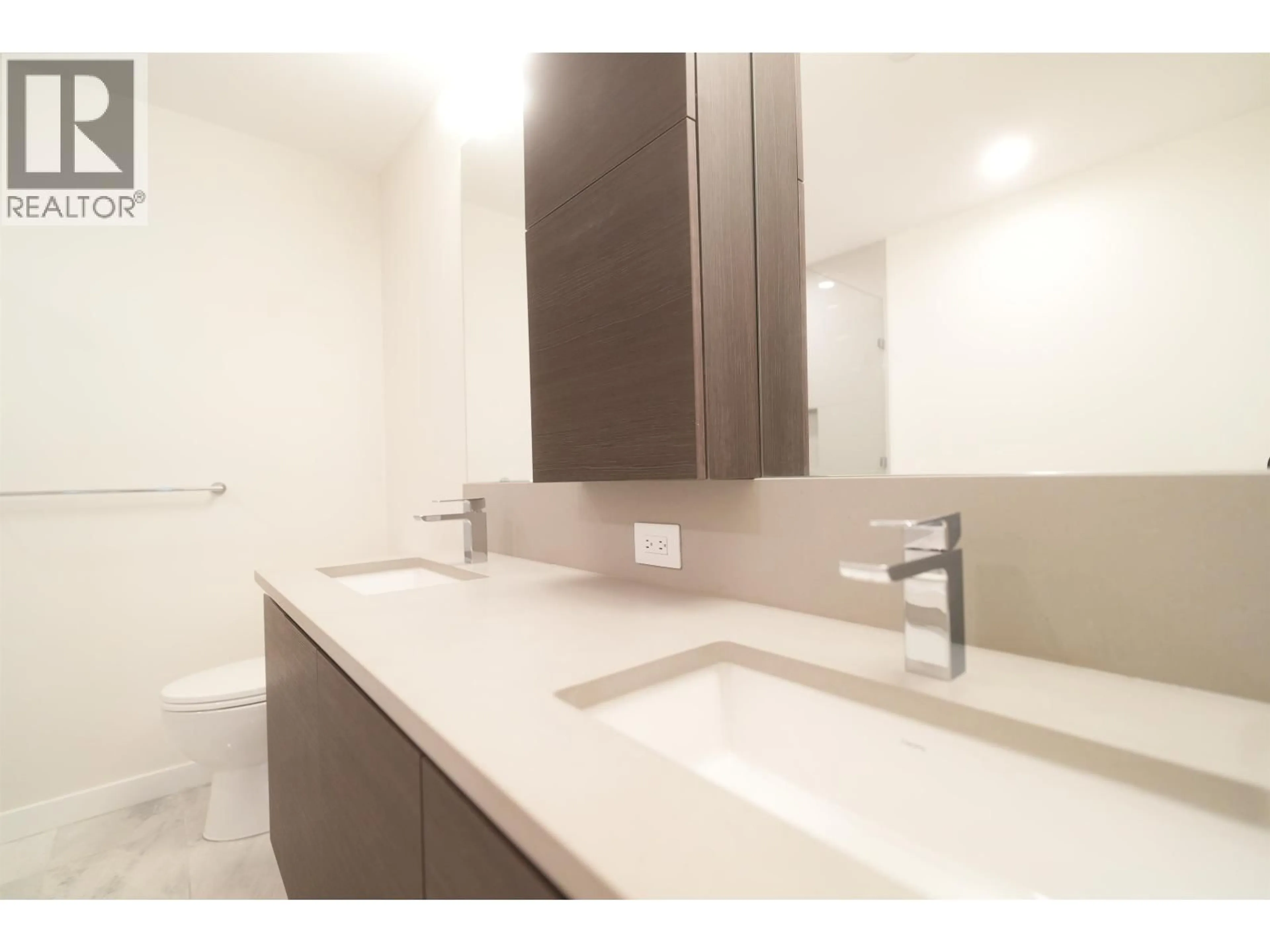 Unknown for 3106 - 4168 LOUGHEED HIGHWAY, Burnaby British Columbia V5C0N9