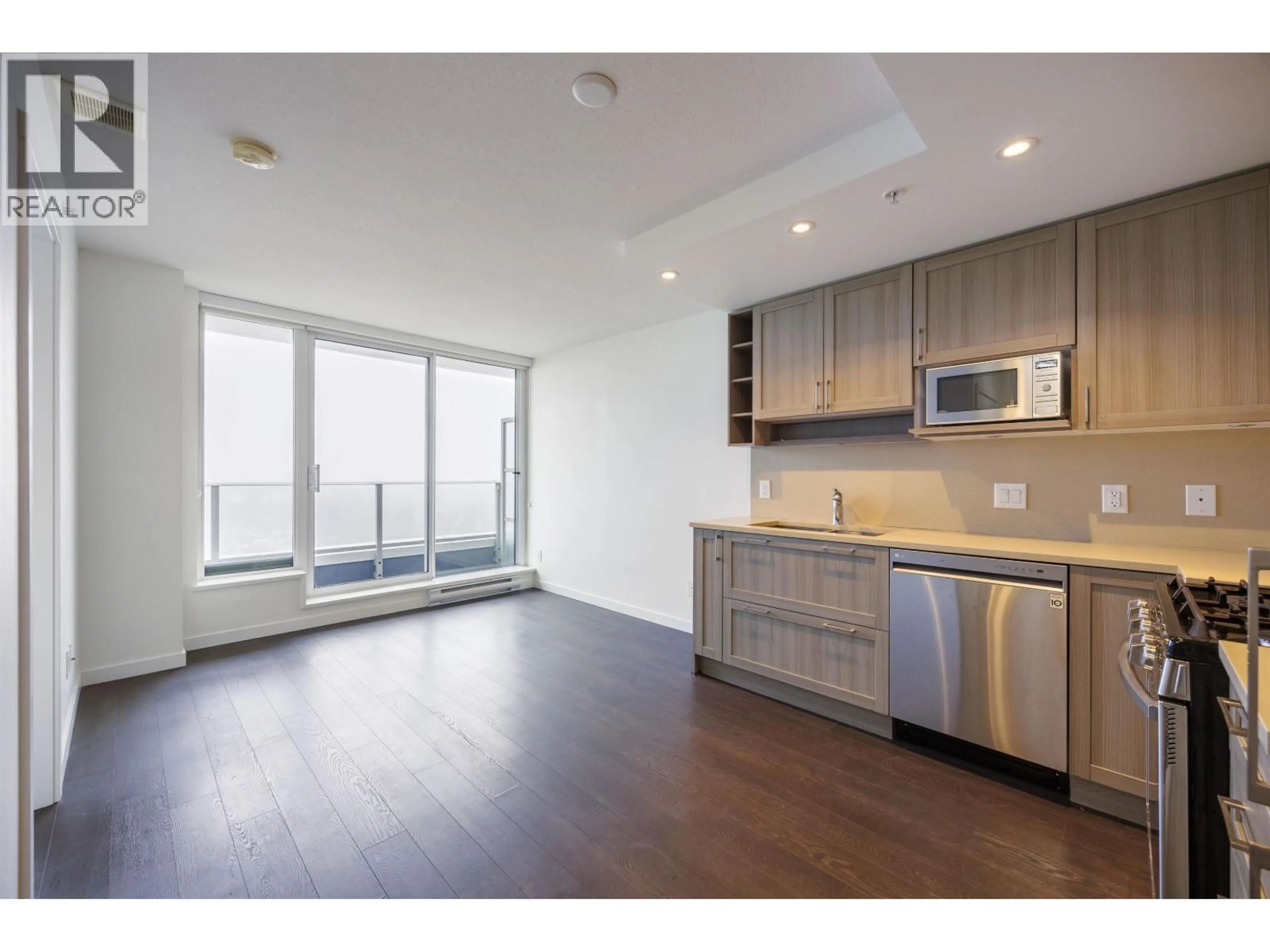 Unknown for 1810 - 5665 BOUNDARY ROAD, Vancouver British Columbia V5R0E4