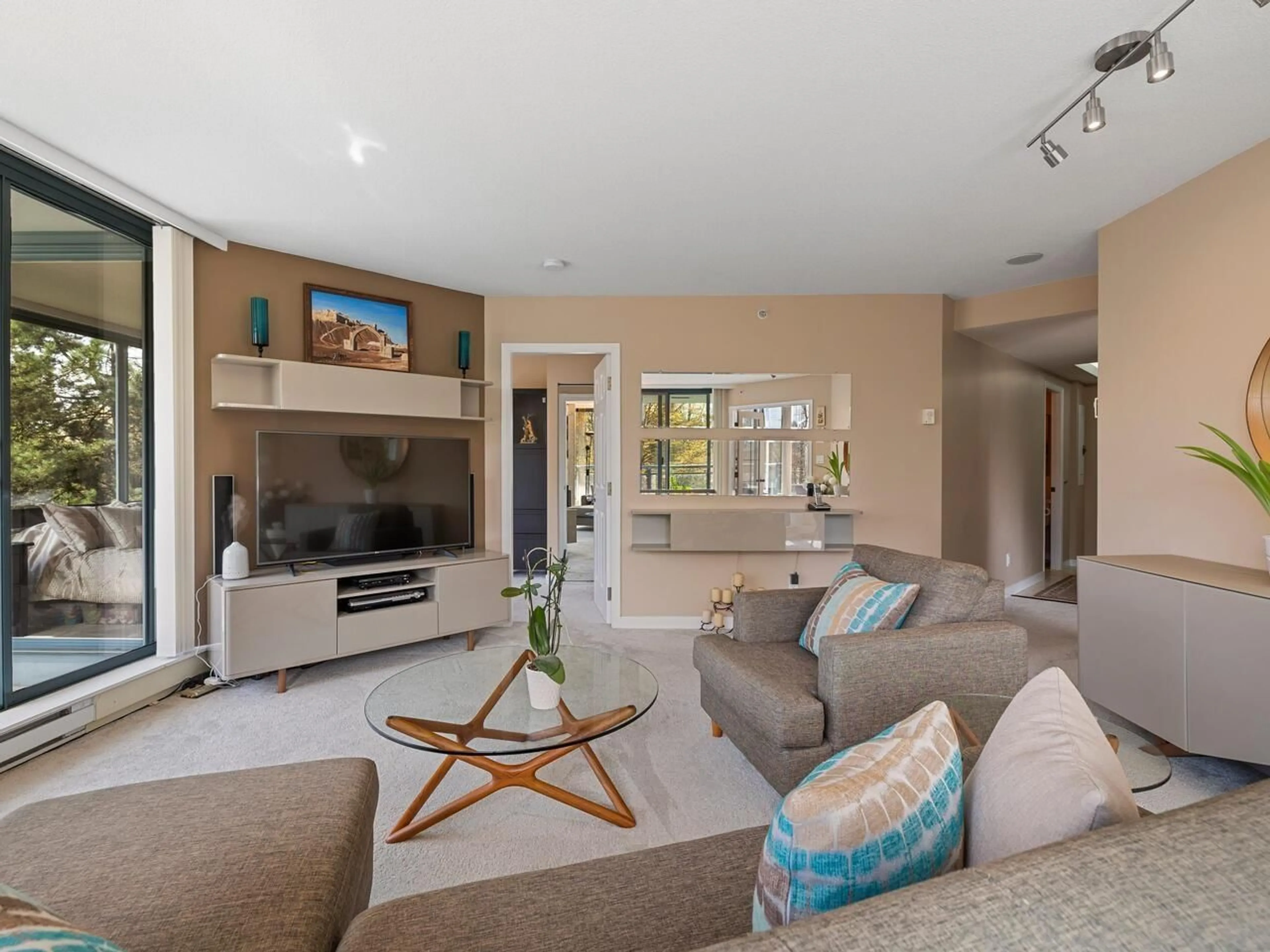 Living room with furniture, unknown for 203 - 13353 108 AVENUE, Surrey British Columbia V3T5T5