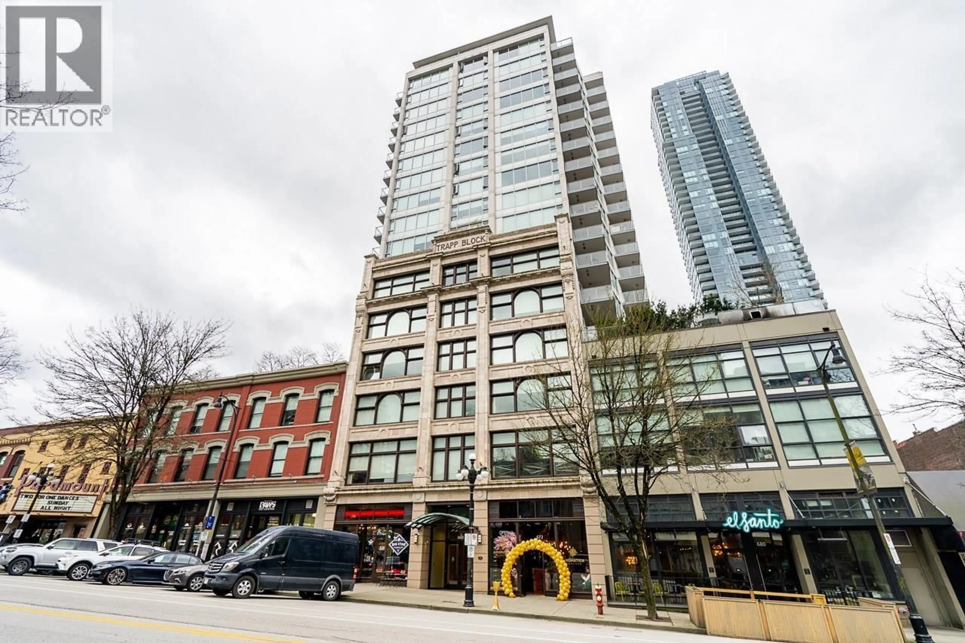 Patio, building for 1104 - 668 COLUMBIA STREET, New Westminster British Columbia V3M1A9