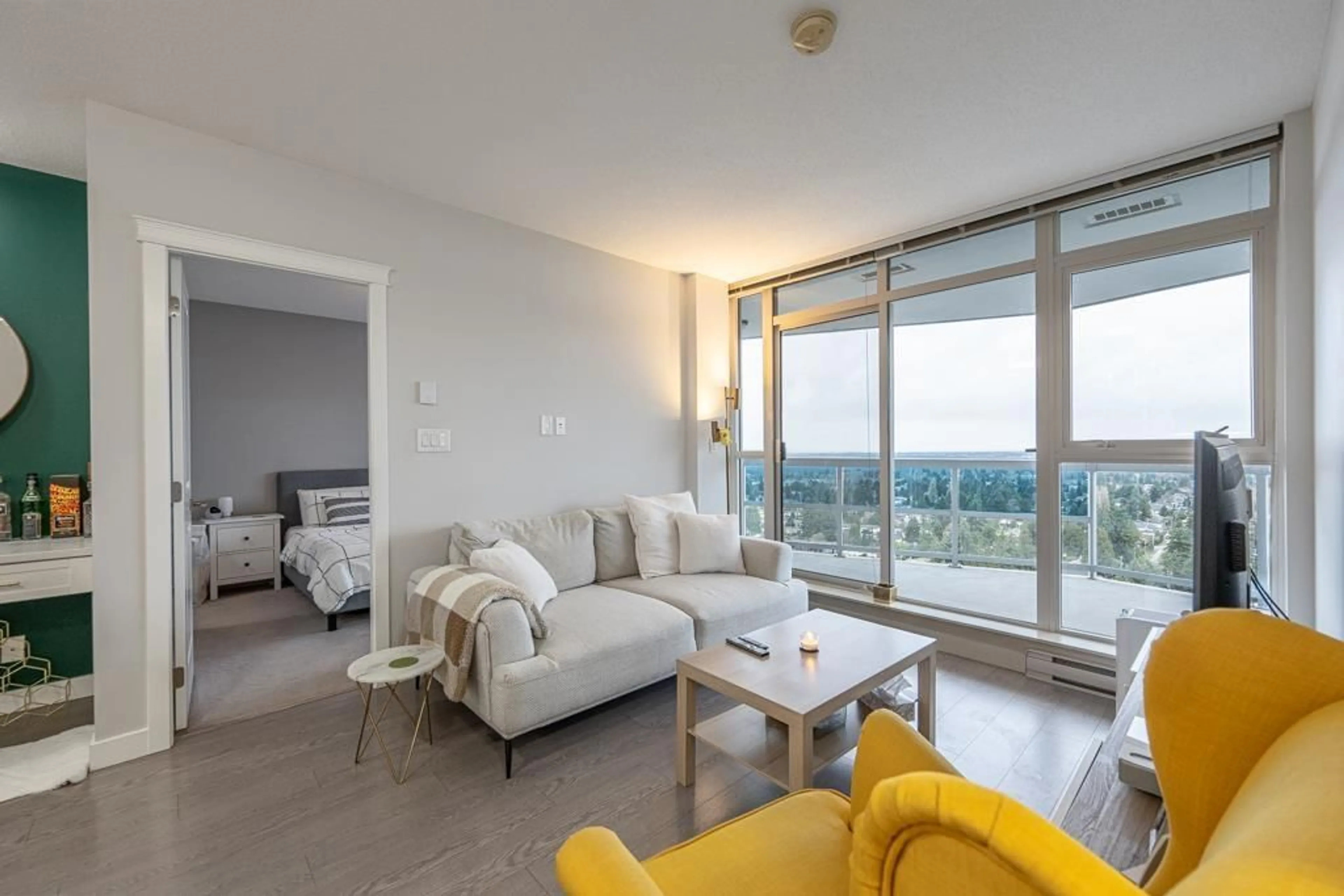 Living room with furniture, unknown for 2601 - 11967 80 AVENUE, Delta British Columbia V4C0E2