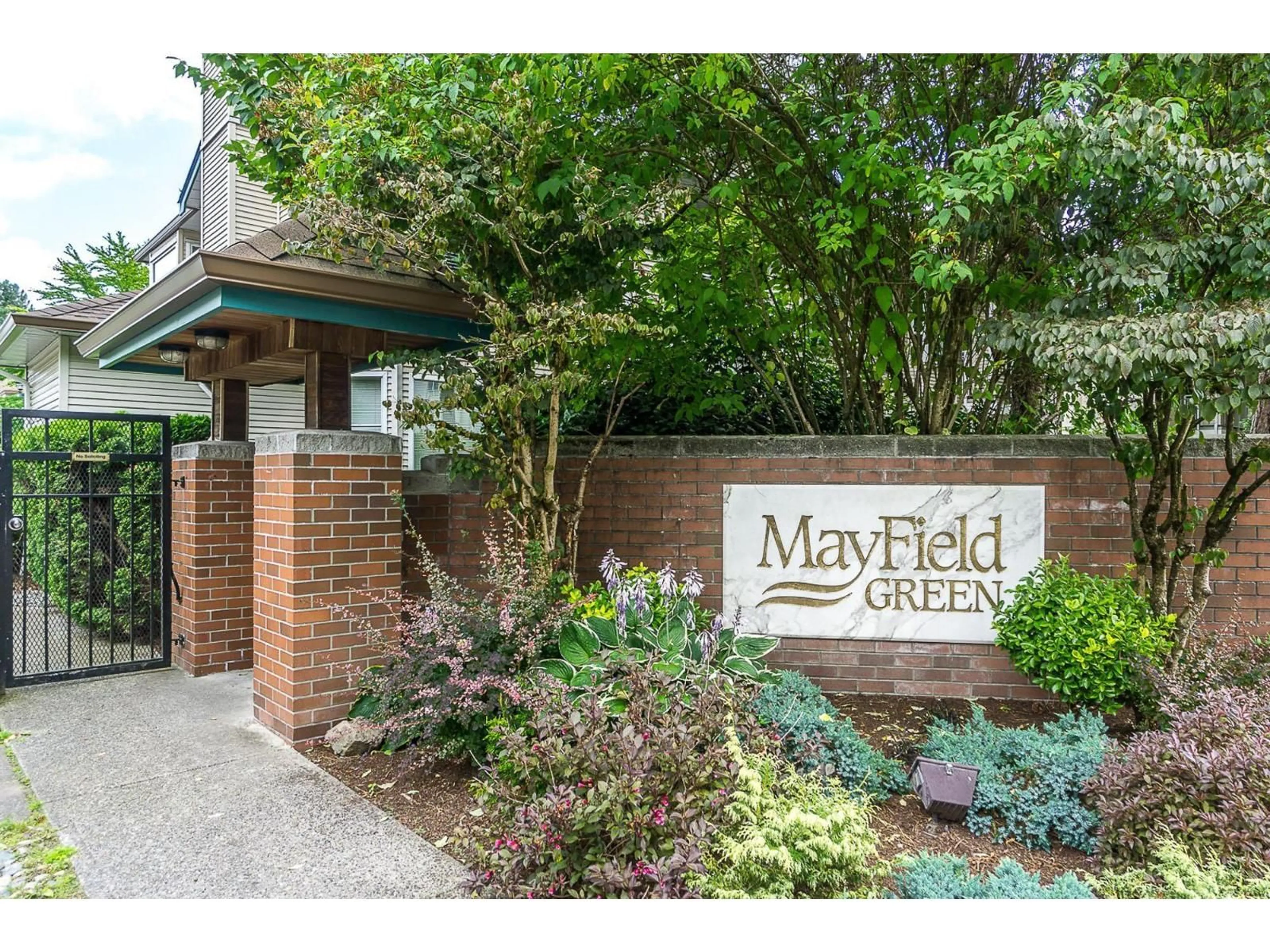 Unknown for 21 - 10038 150 STREET, Surrey British Columbia V3R0M8