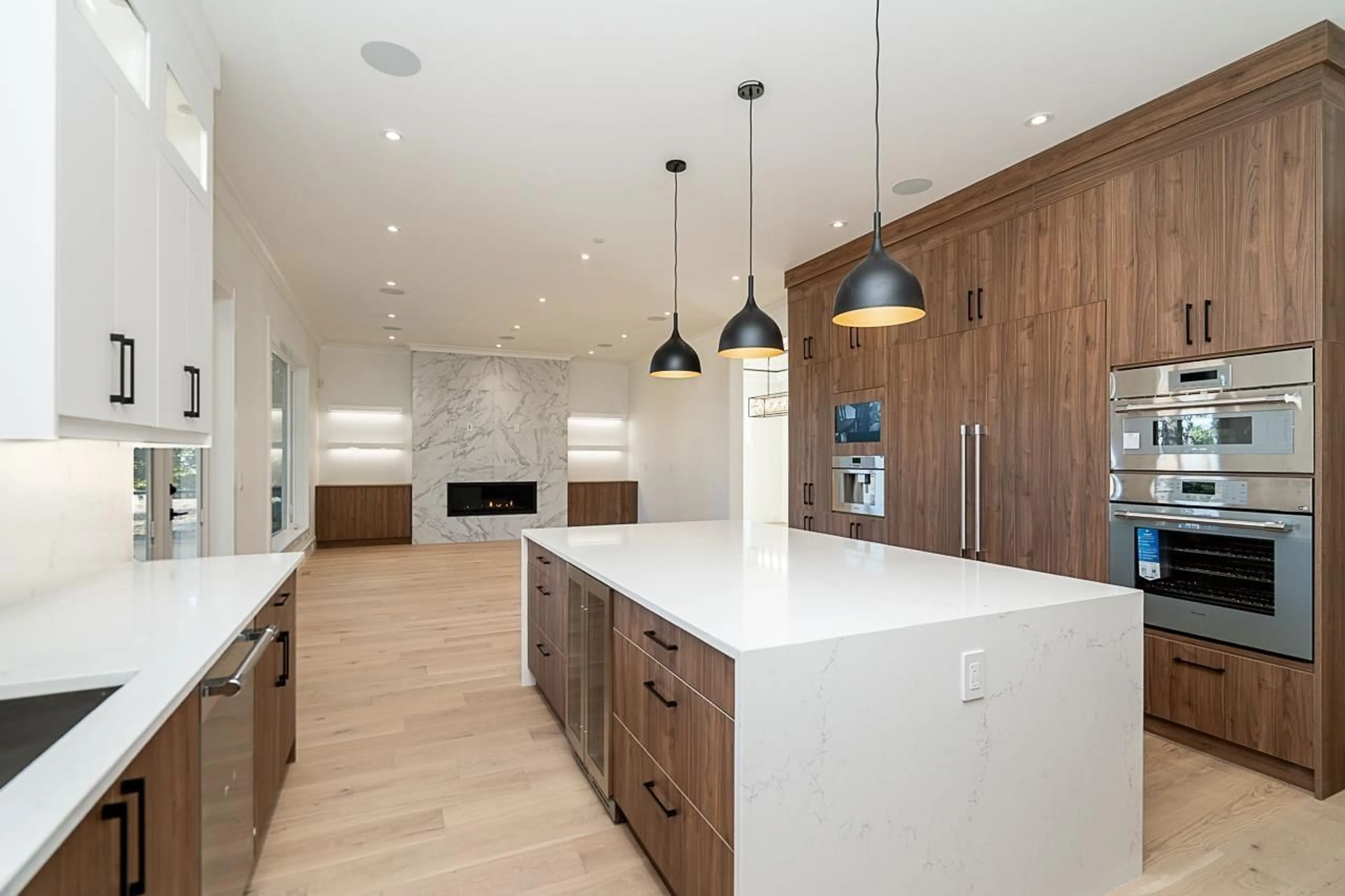 Open concept kitchen, unknown for 1232 PARKER STREET, White Rock British Columbia V4B4S1