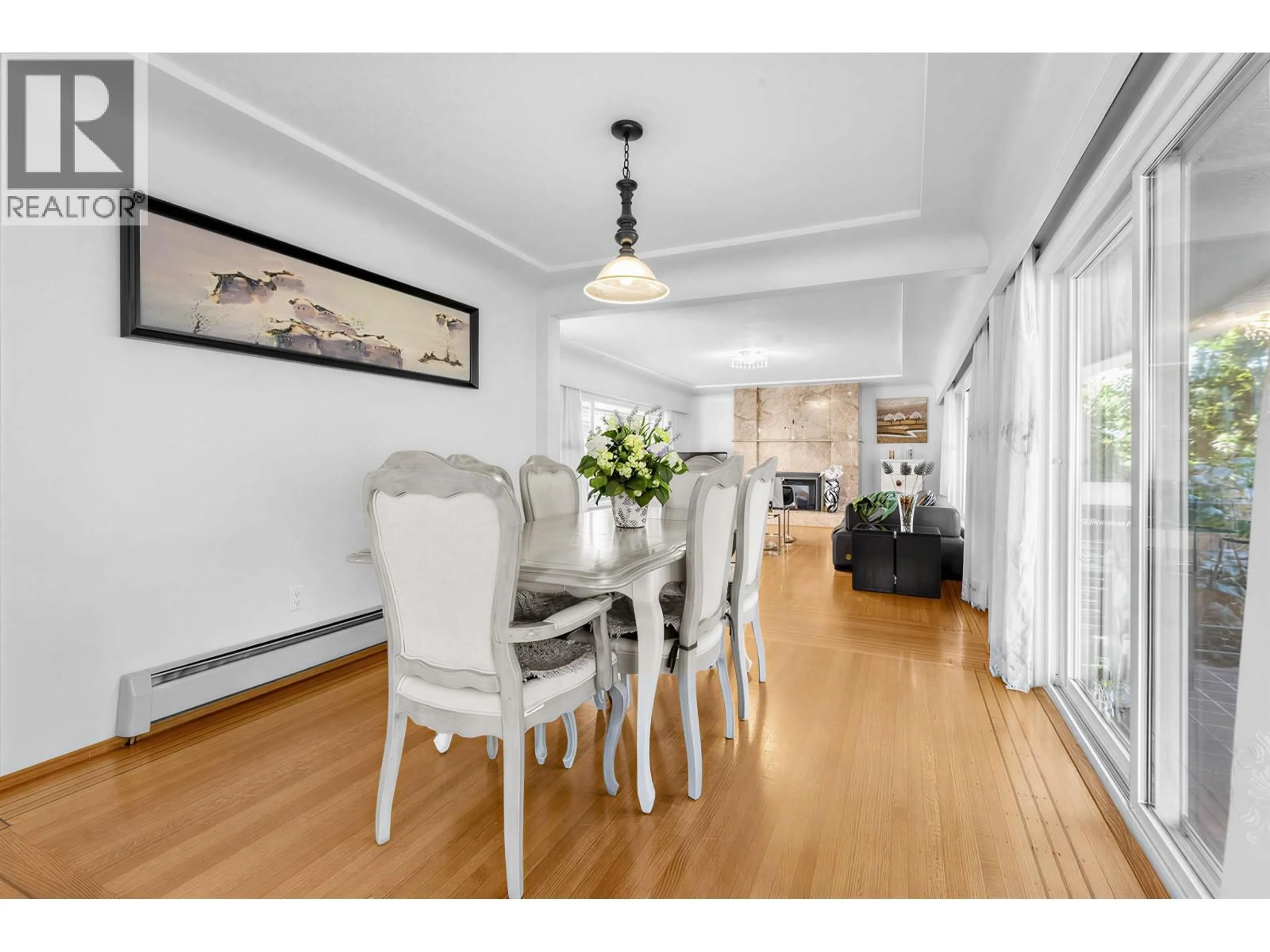 Dining room, wood/laminate floor for 8295 ANGUS DRIVE, Vancouver British Columbia V6P5L1