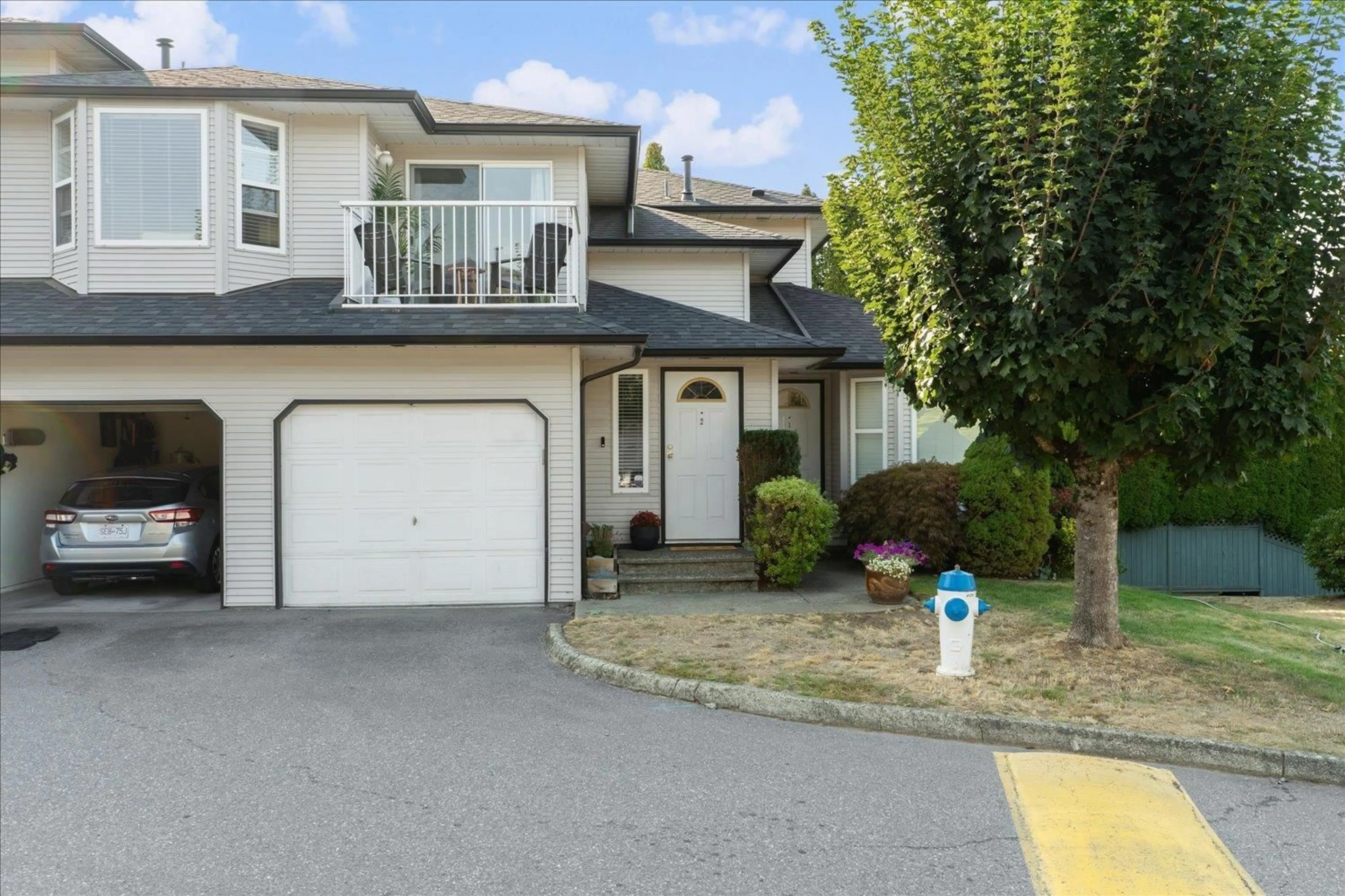 Home with vinyl exterior material, street for 2 - 34332 MACLURE ROAD, Abbotsford British Columbia V2S5A4