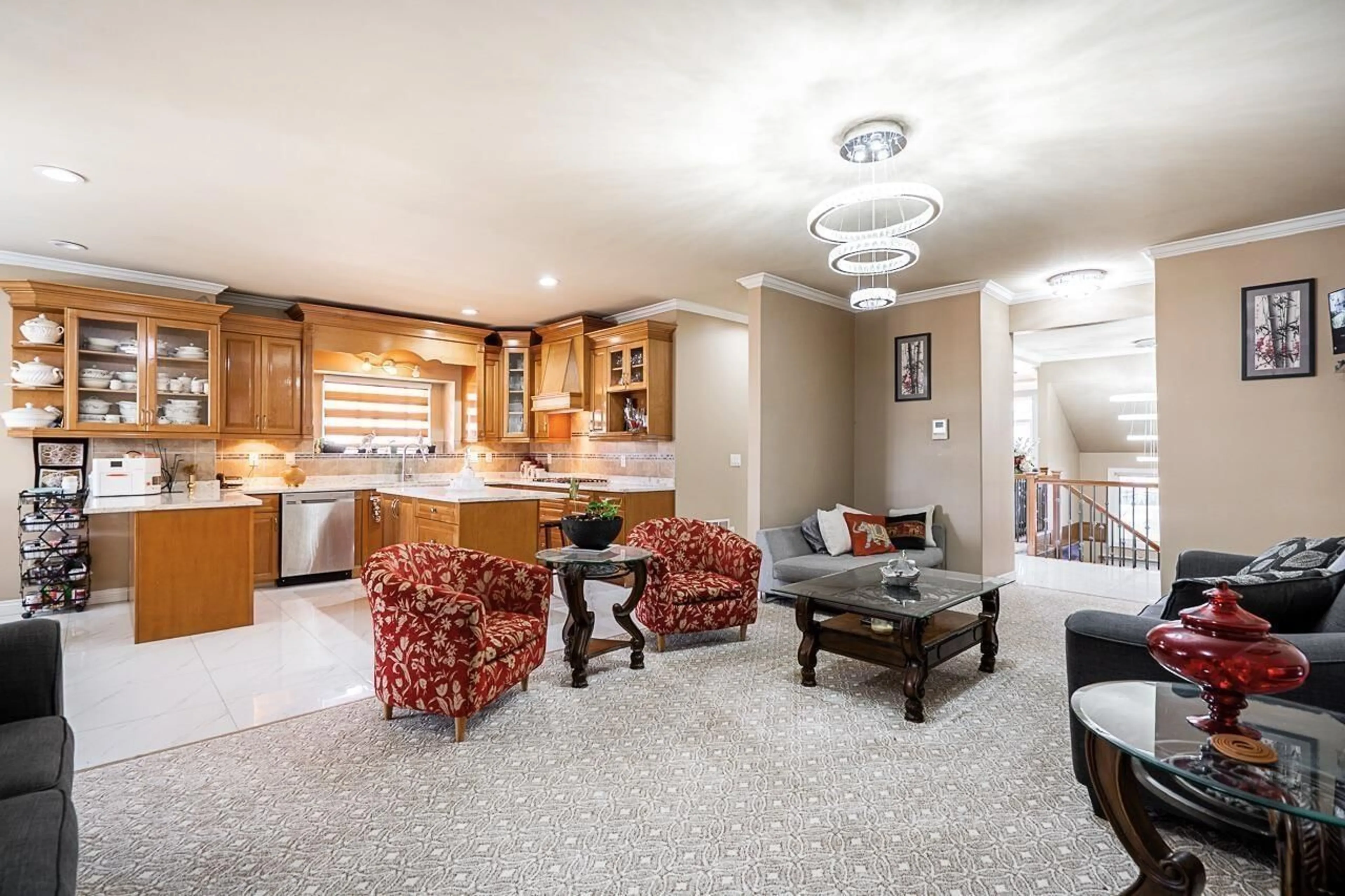 Living room with furniture, unknown for 12967 106A AVENUE, Surrey British Columbia V3T2E3