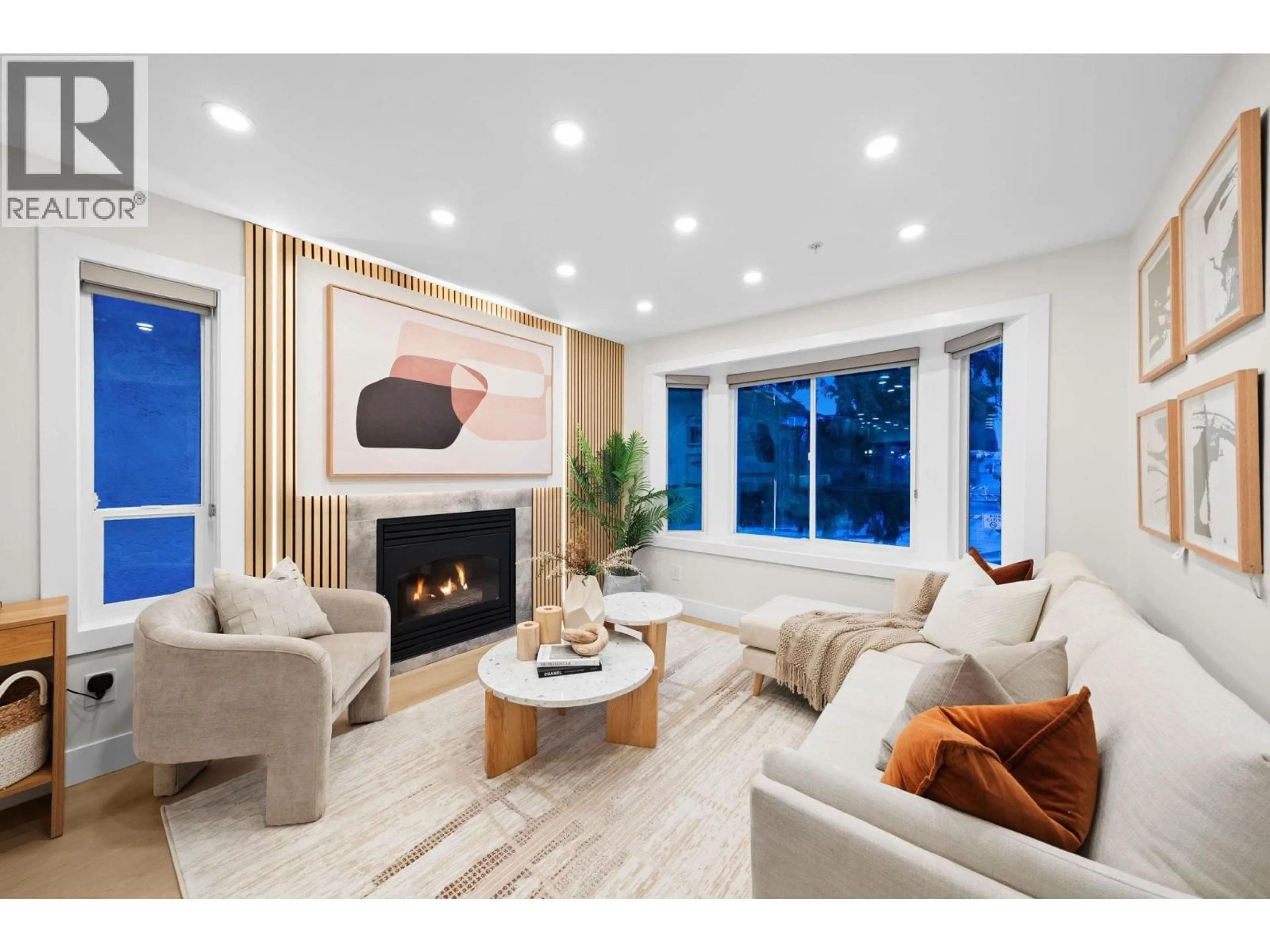 Living room with furniture, unknown for 1115 33RD AVENUE, Vancouver British Columbia V5V3B1