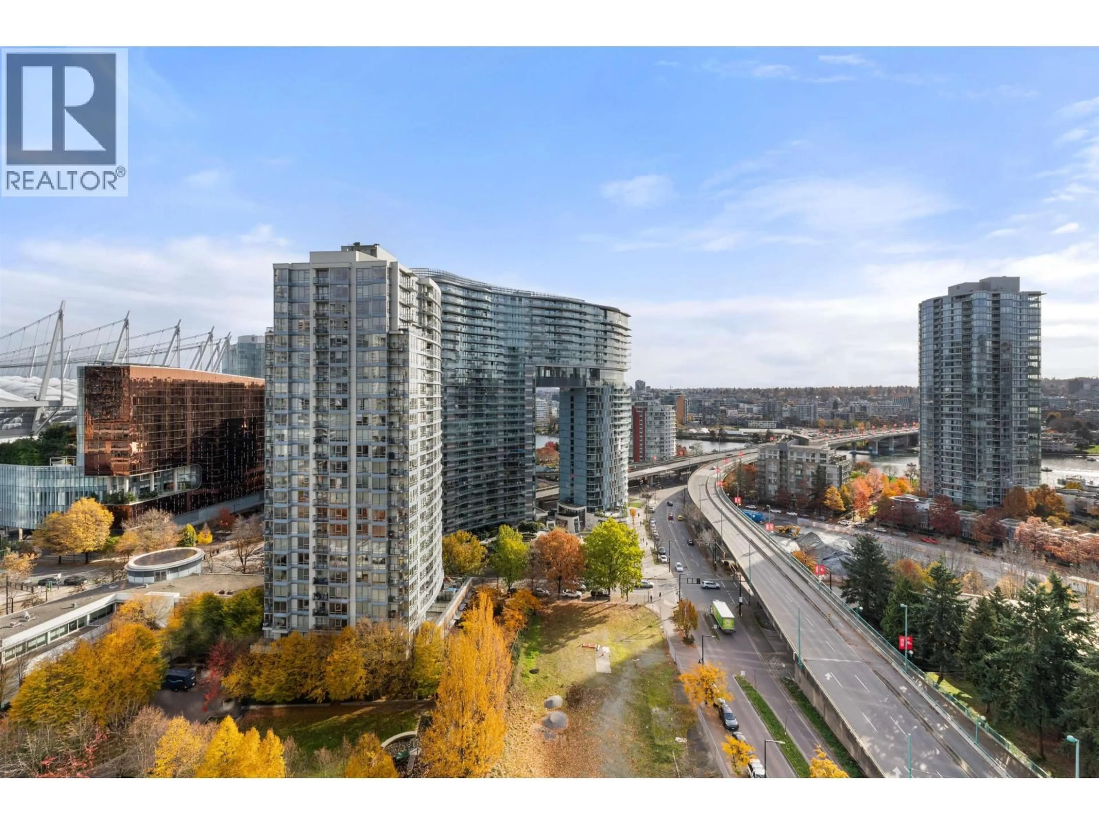 A pic from outside/outdoor area/front of a property/back of a property/a pic from drone, city buildings view from balcony for 1902 - 989 BEATTY STREET, Vancouver British Columbia V6Z3C2