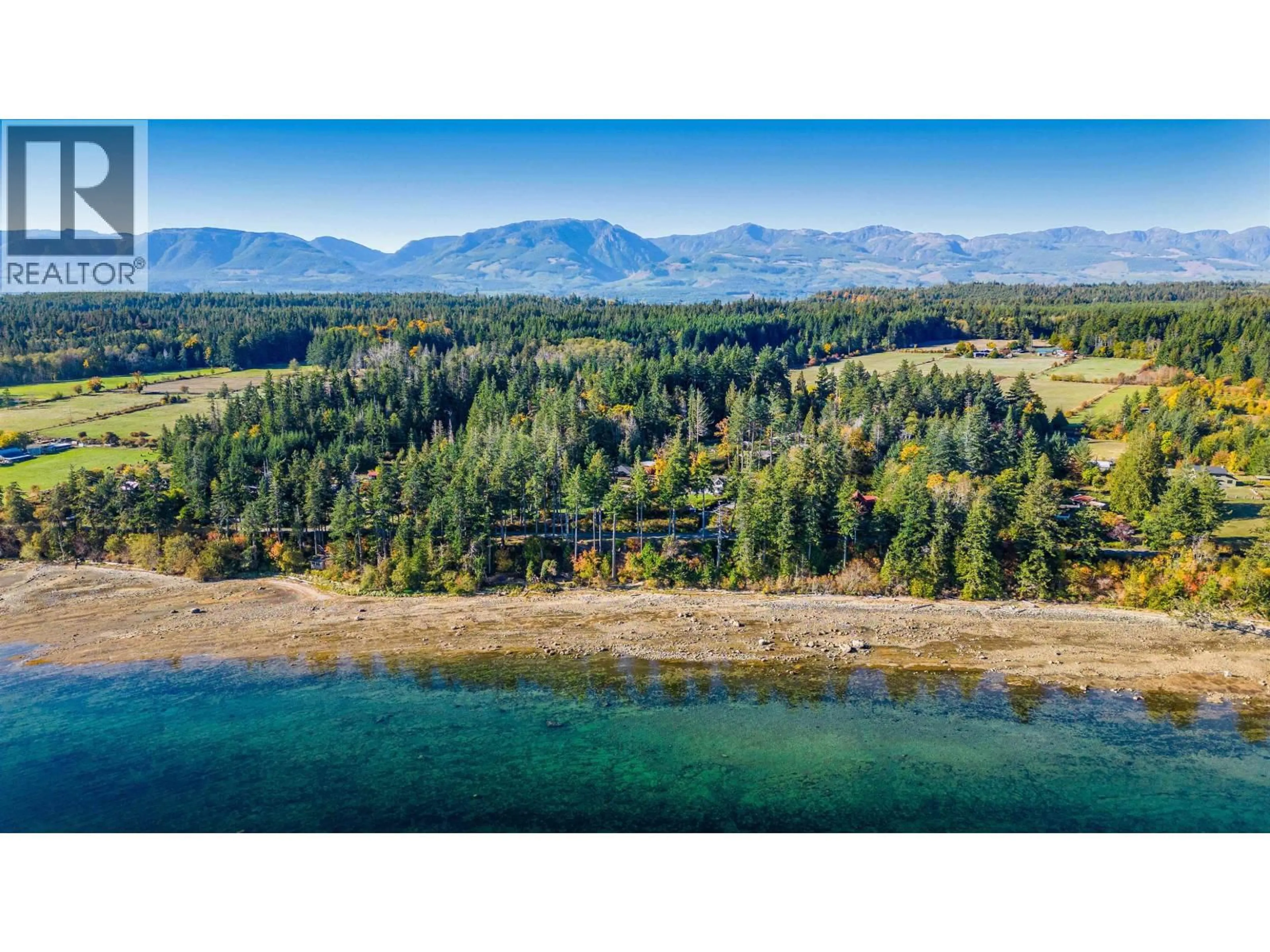 A pic from outside/outdoor area/front of a property/back of a property/a pic from drone, water/lake/river/ocean view for 1901 EAST ROAD, Other Islands British Columbia V0R1T0