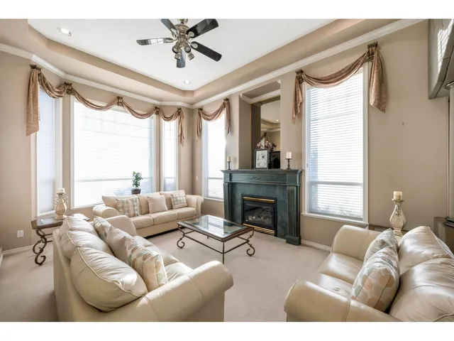 7452 WILTSHIRE DRIVE, Surrey 5