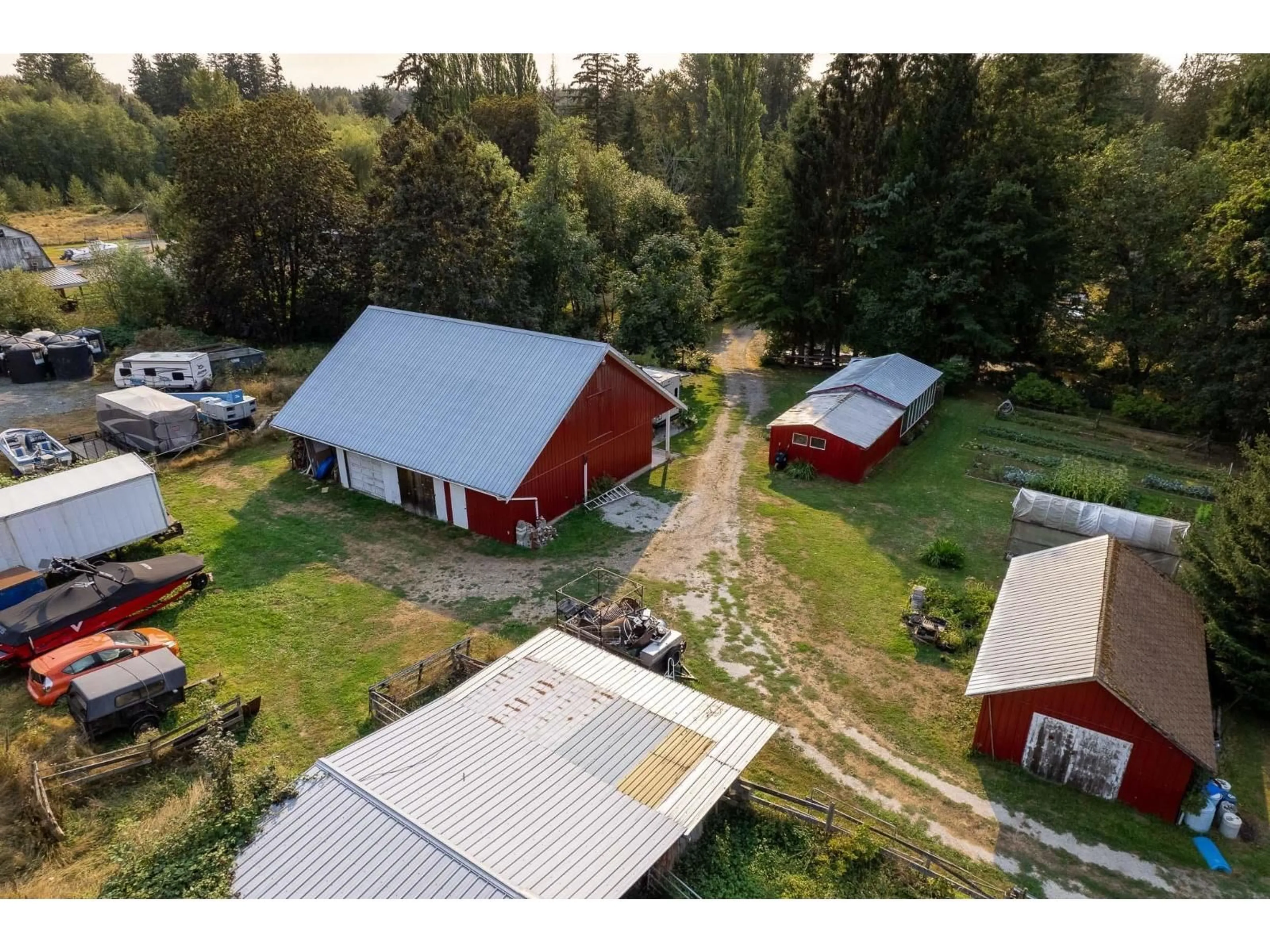 A pic from outside/outdoor area/front of a property/back of a property/a pic from drone, unknown for 2916 184 STREET, Surrey British Columbia V2Z9V2