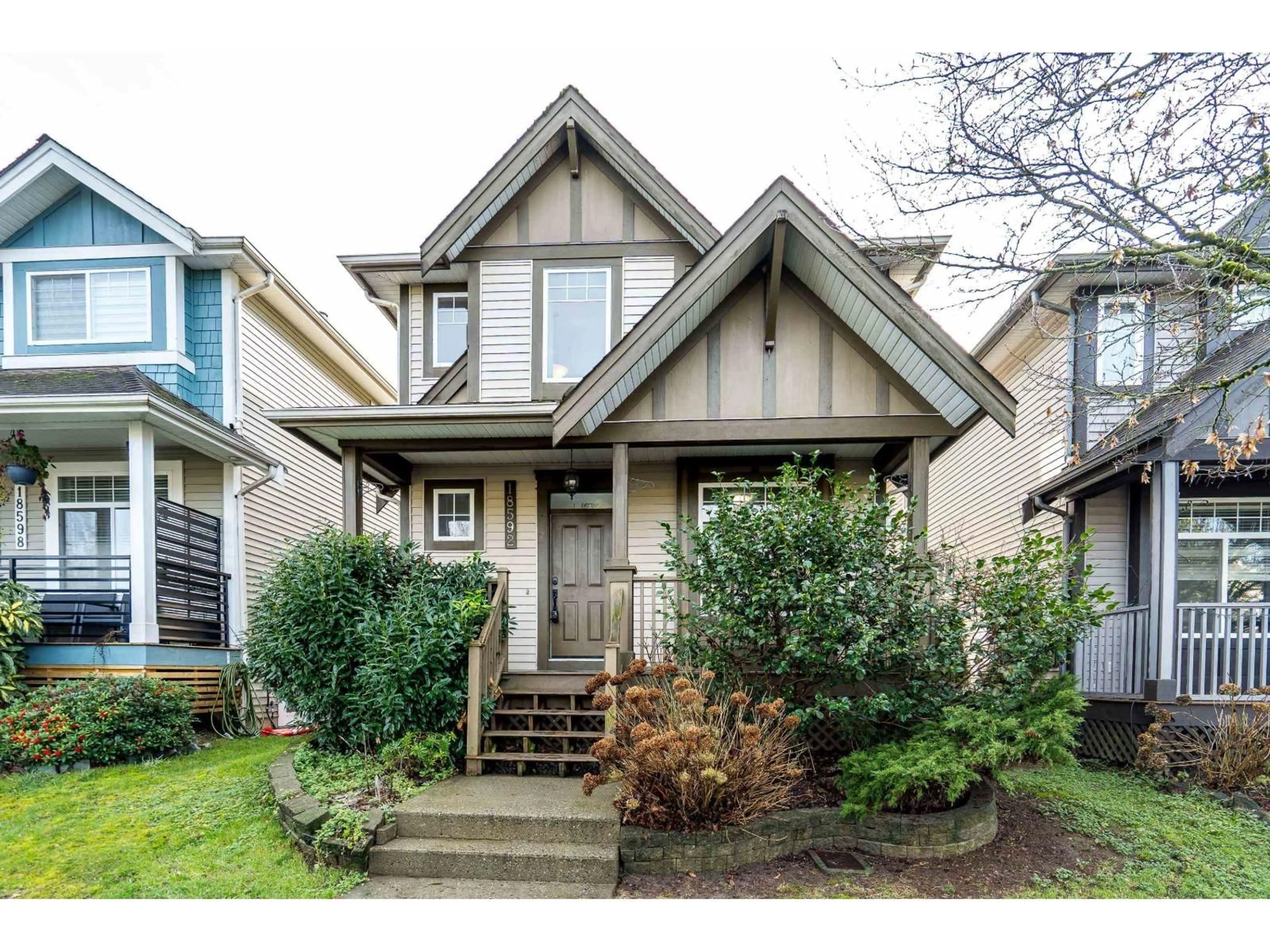 Home with vinyl exterior material, street for 18592 67 AVENUE, Surrey British Columbia V3S1Z1