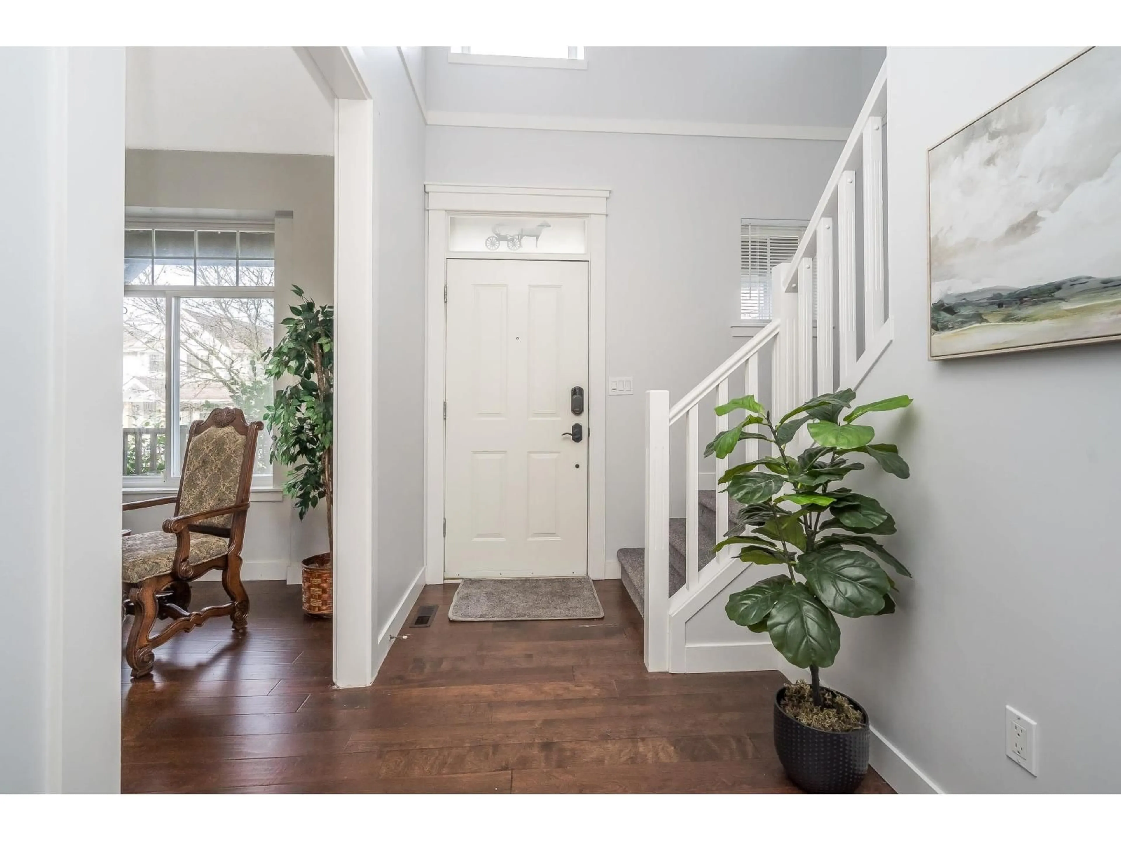 Indoor entryway for 18592 67 AVENUE, Surrey British Columbia V3S1Z1