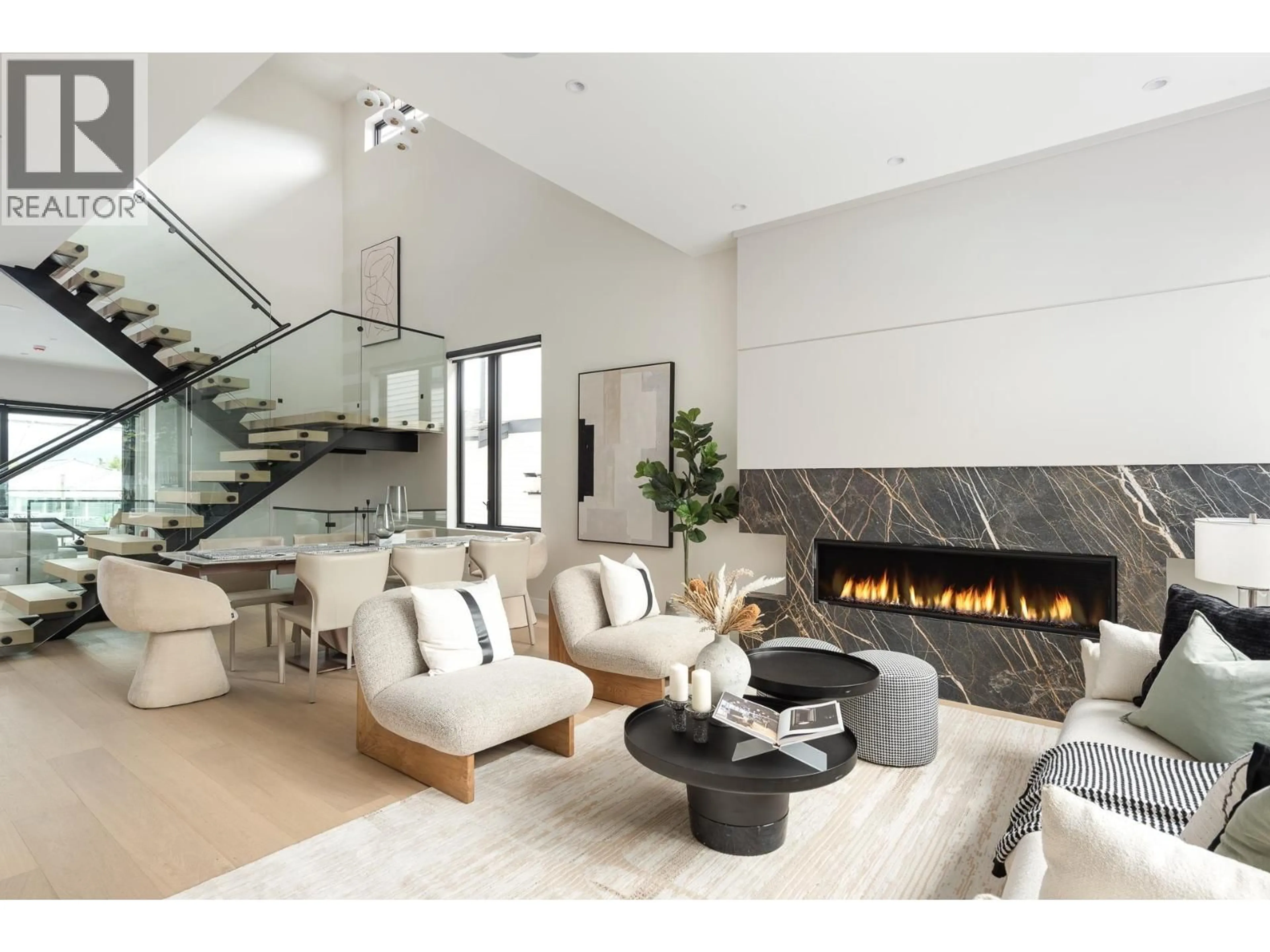 Living room with furniture, unknown for 4413 OXFORD STREET, Burnaby British Columbia V5C1E6