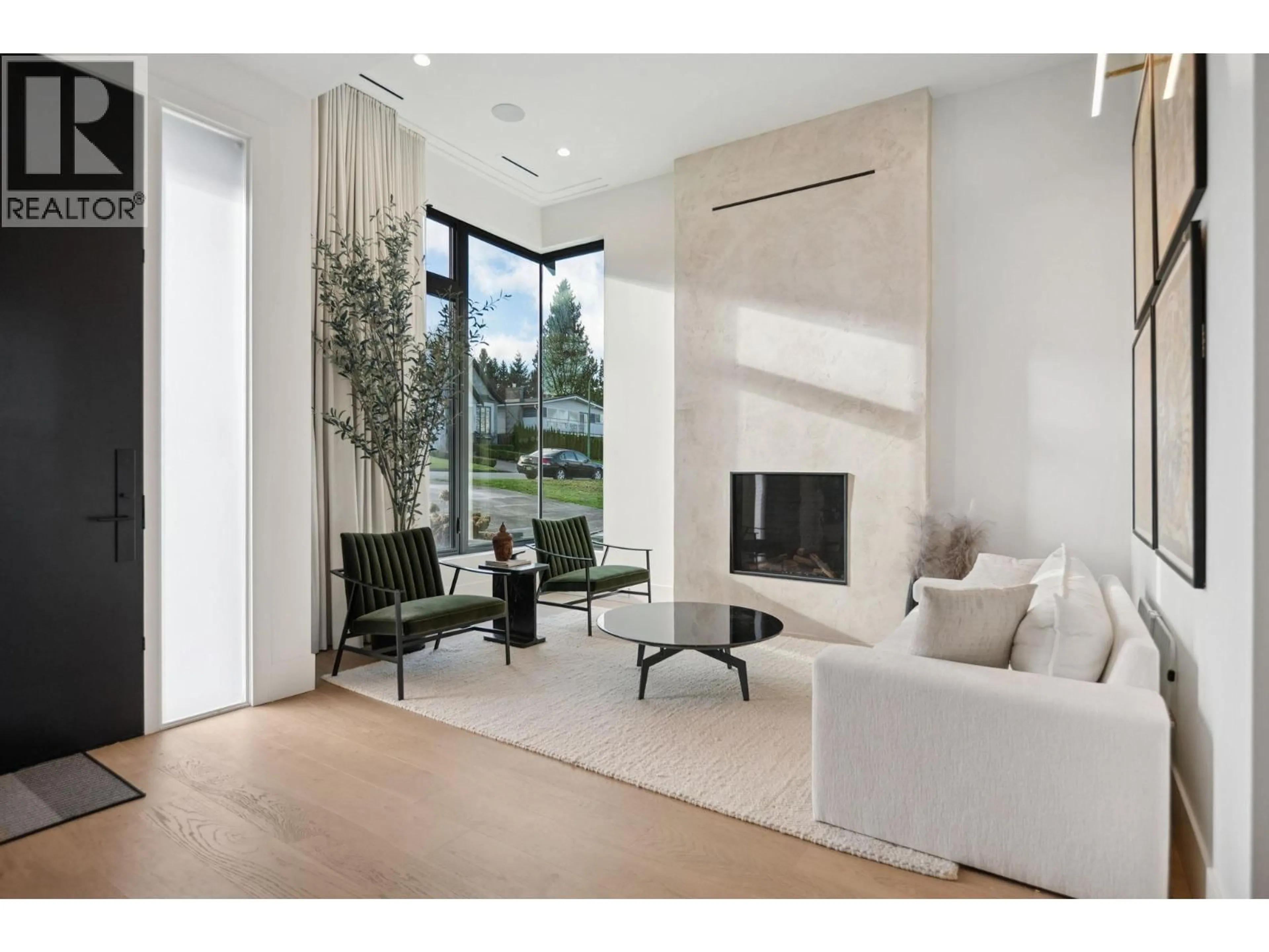 Living room with furniture, unknown for 7961 BURNFIELD CRESCENT, Burnaby British Columbia V5E2B8