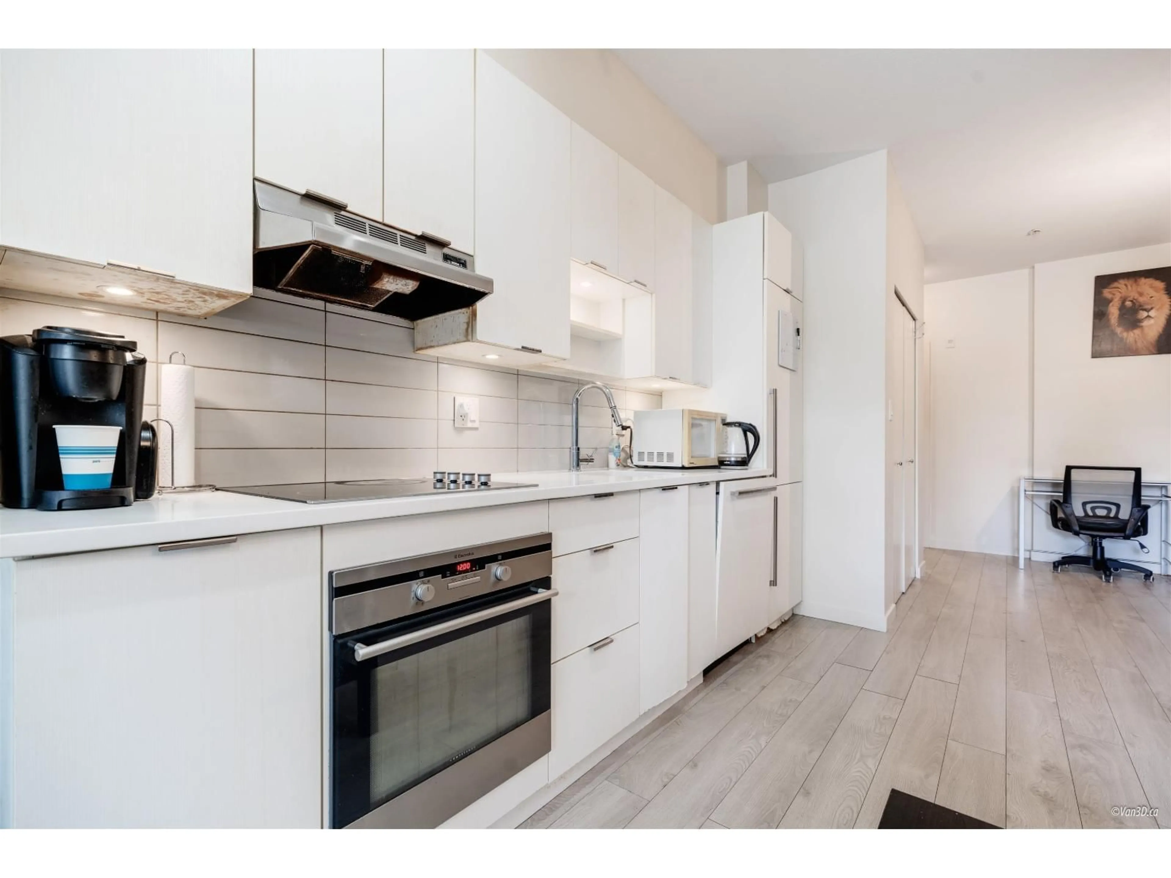 Standard kitchen, unknown for 101 - 13678 GROSVENOR ROAD, Surrey British Columbia V3R5E2