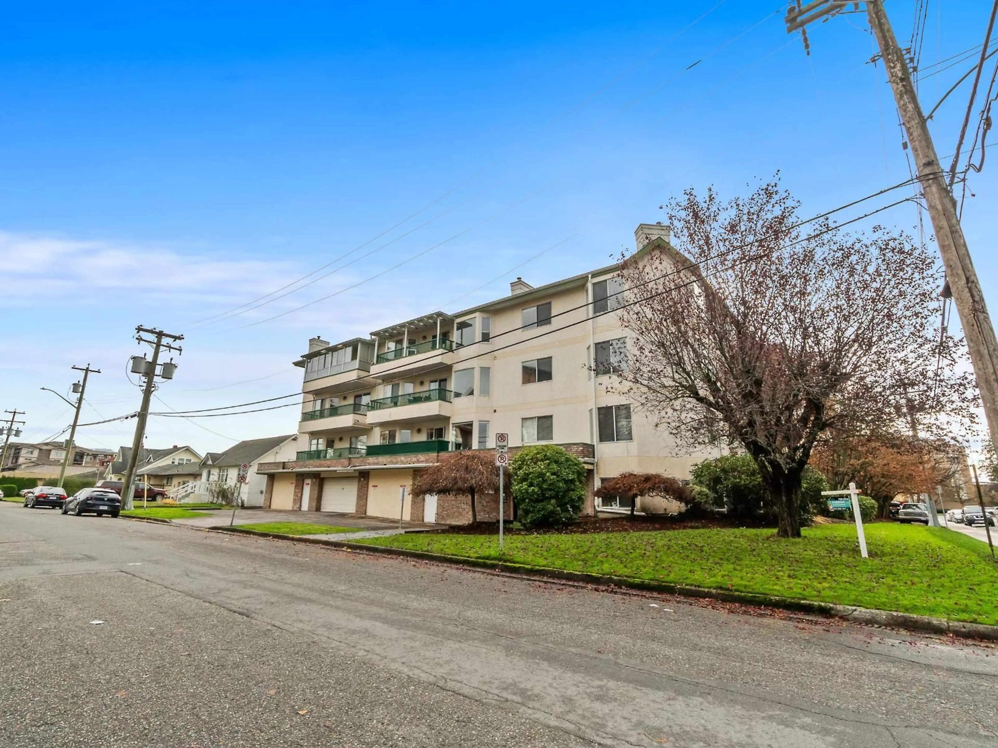 Patio, unknown for 201 - 45604 BRETT AVENUE, Chilliwack British Columbia V2P1N9