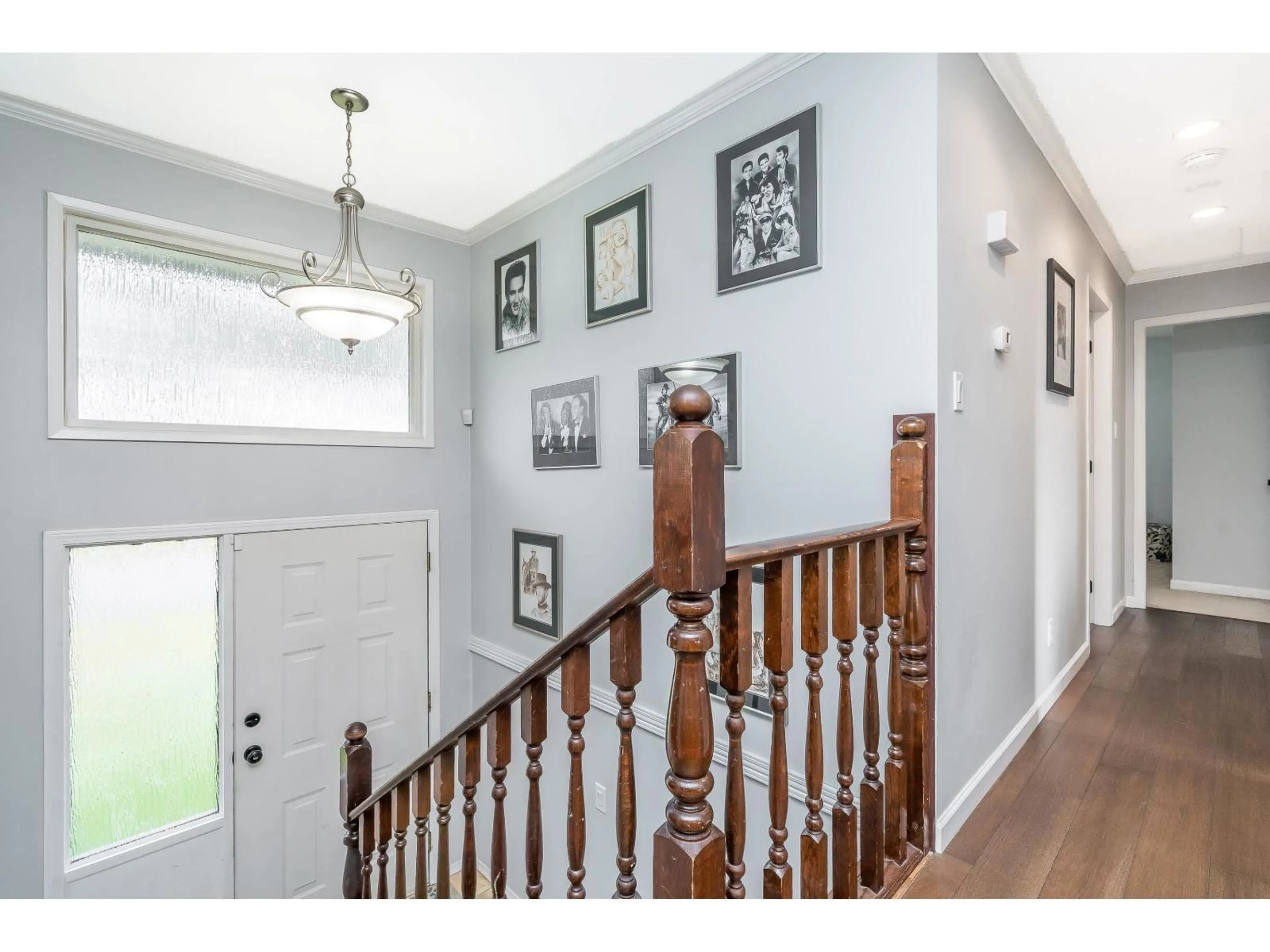 Indoor entryway for 35104 SPENCER STREET, Abbotsford British Columbia V3G2E3