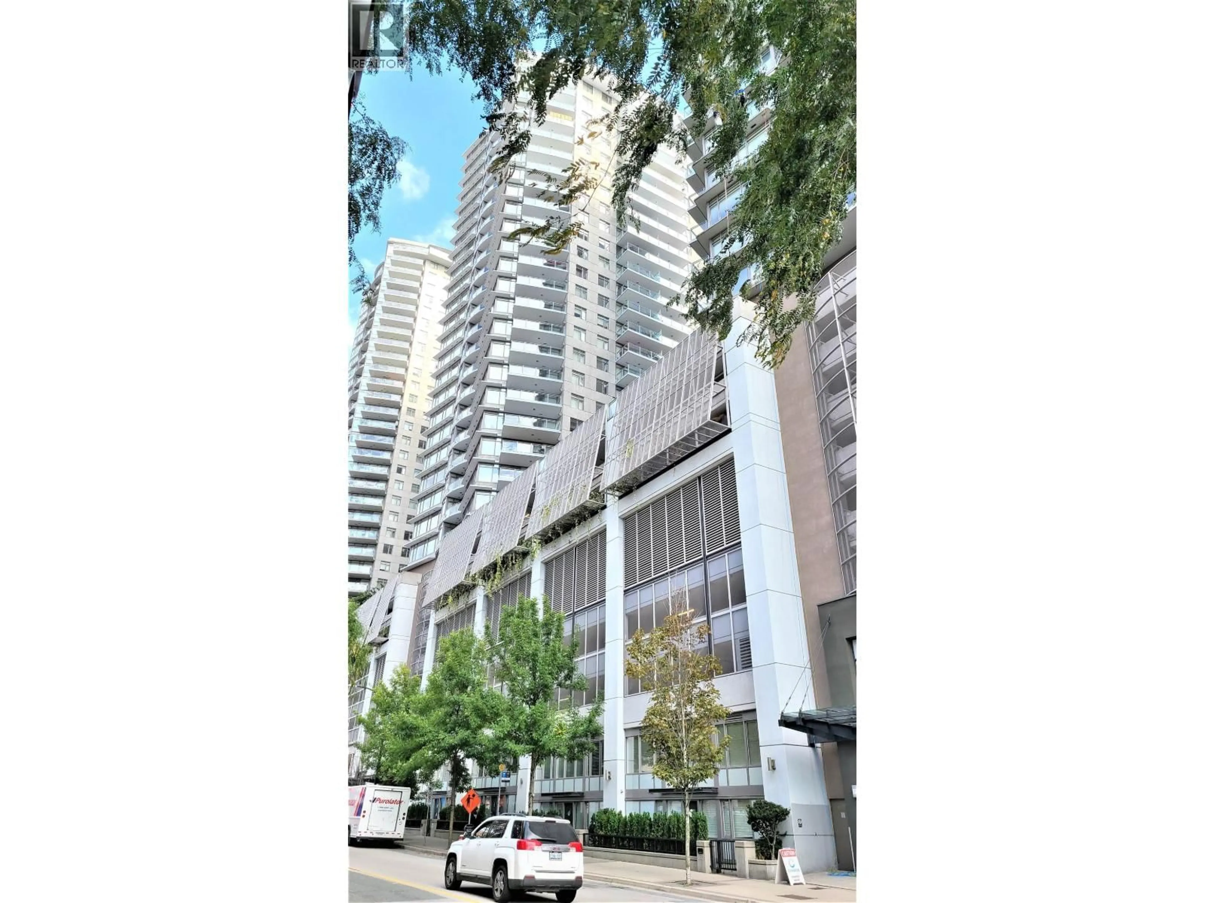 Indoor foyer for 3309 - 892 CARNARVON STREET, New Westminster British Columbia V3M0C5