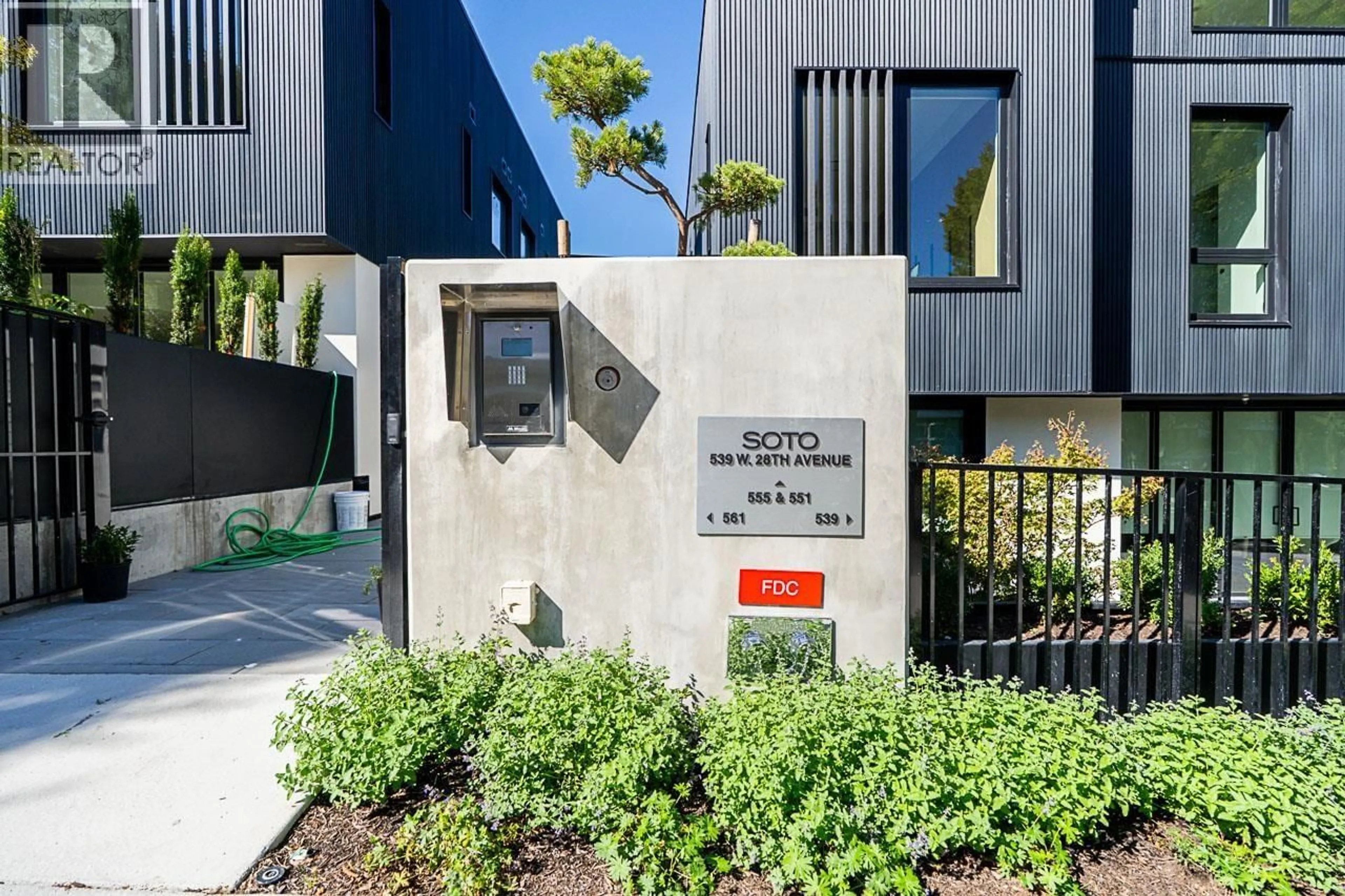 Unknown for 107 - 551 28TH AVENUE, Vancouver British Columbia V5Z2H2