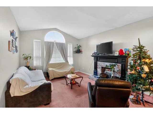 7903 164 STREET, Surrey 3
