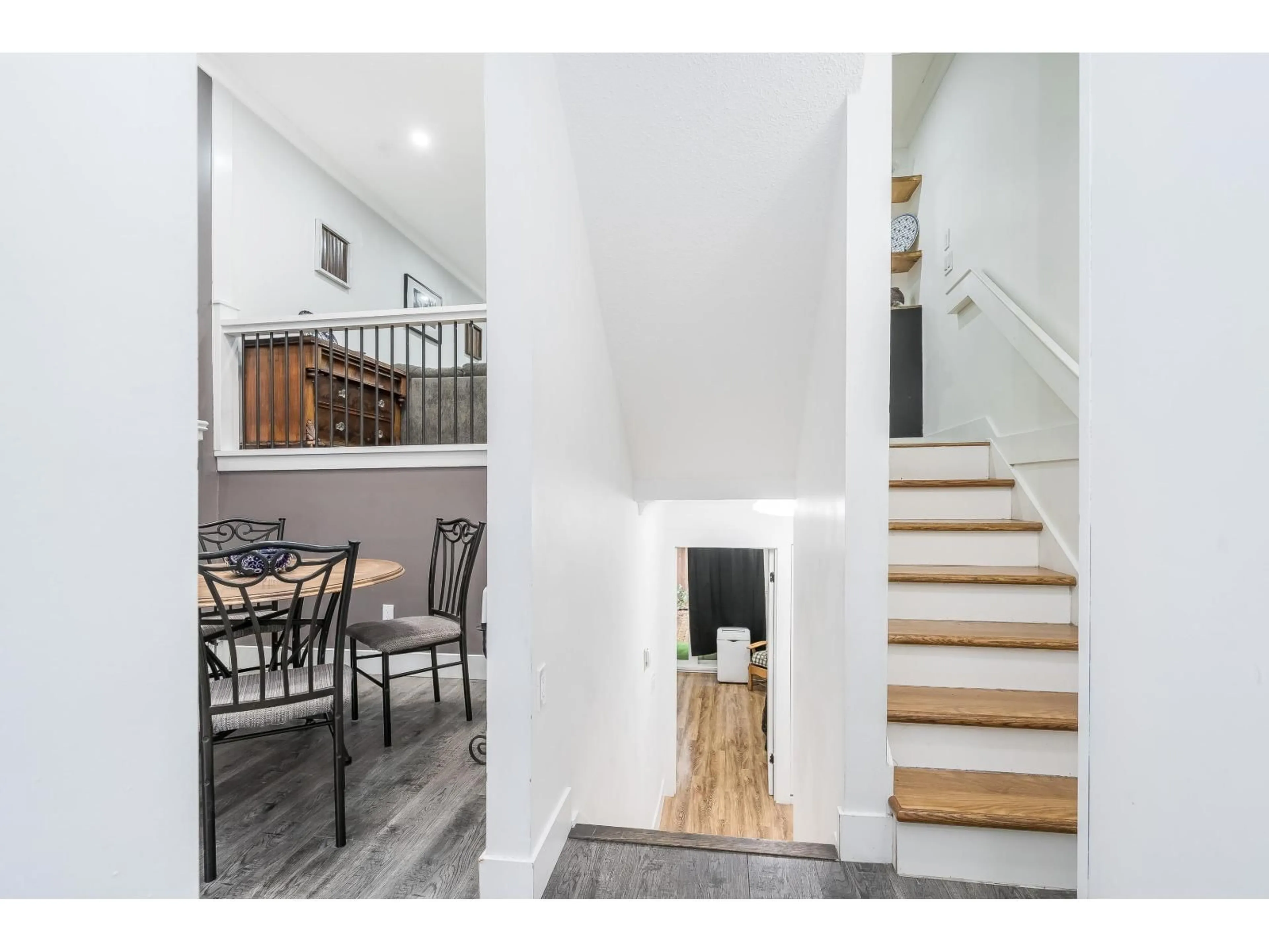 Unknown for 17 - 33293 BOURQUIN CRESCENT EAST, Abbotsford British Columbia V2S1Y2