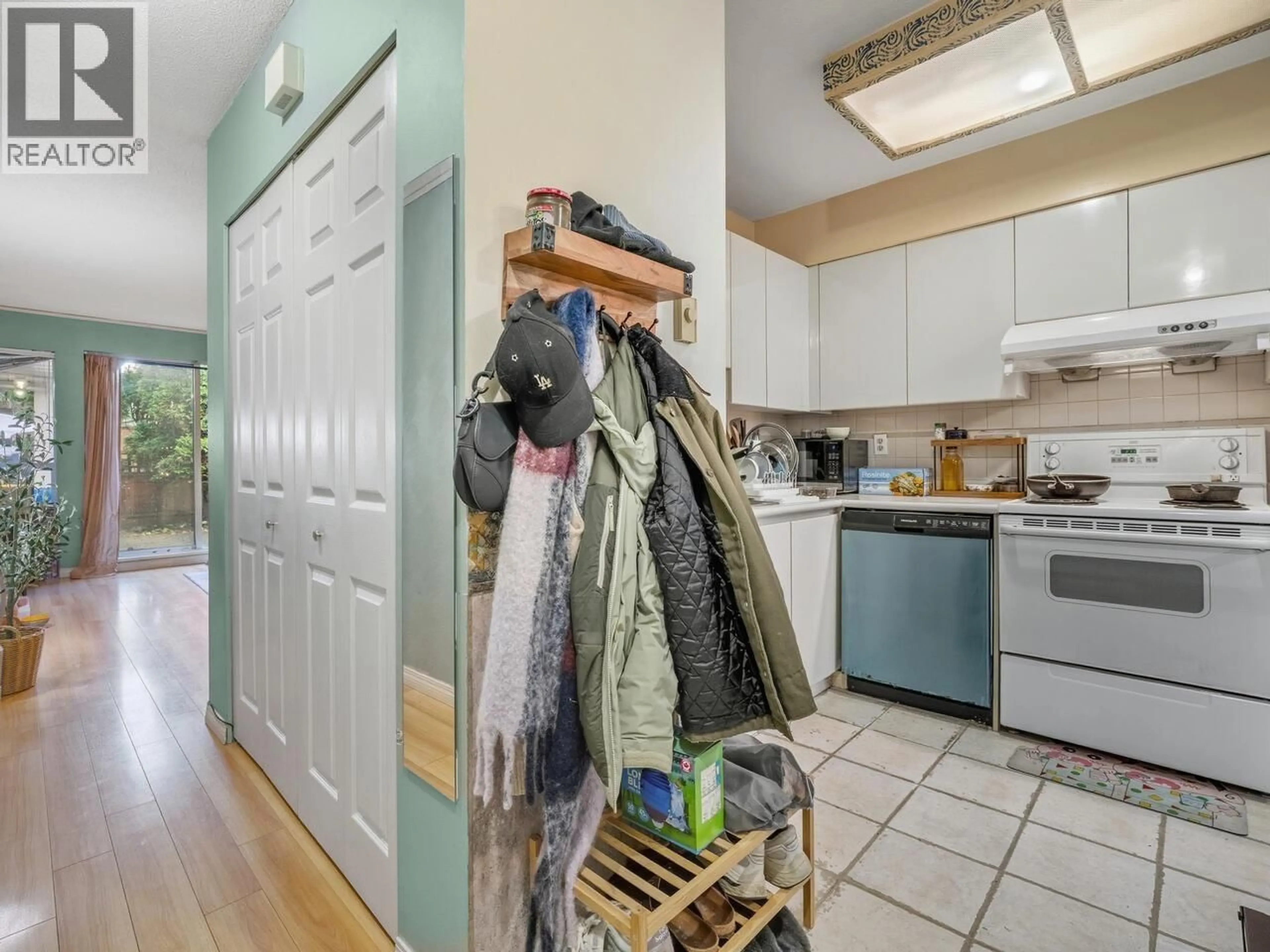 Unknown for 5 - 7184 STRIDE AVENUE, Burnaby British Columbia V3N1T7