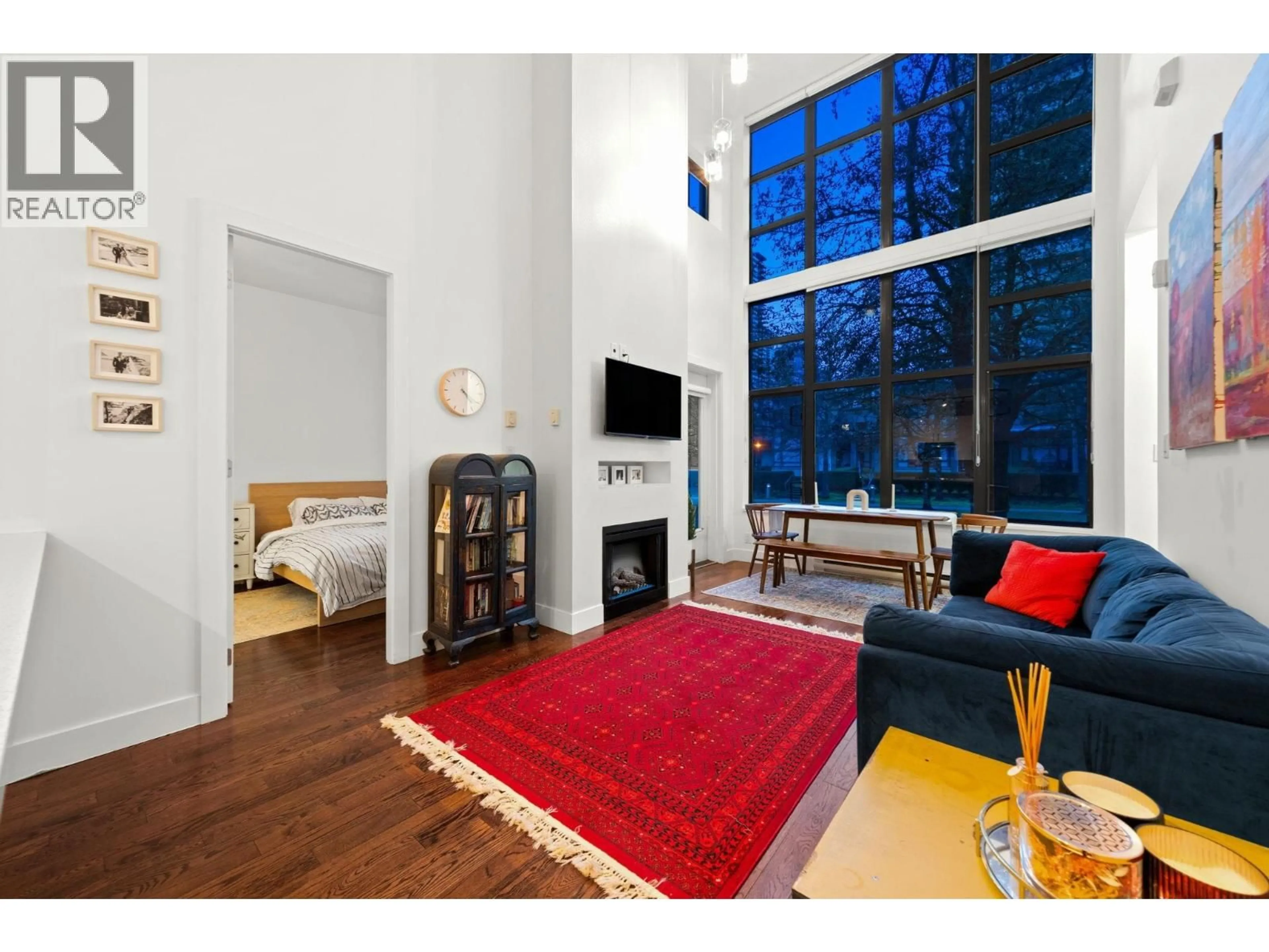 Living room with furniture, unknown for TH23 - 2345 MADISON AVENUE, Burnaby British Columbia V5C0B4