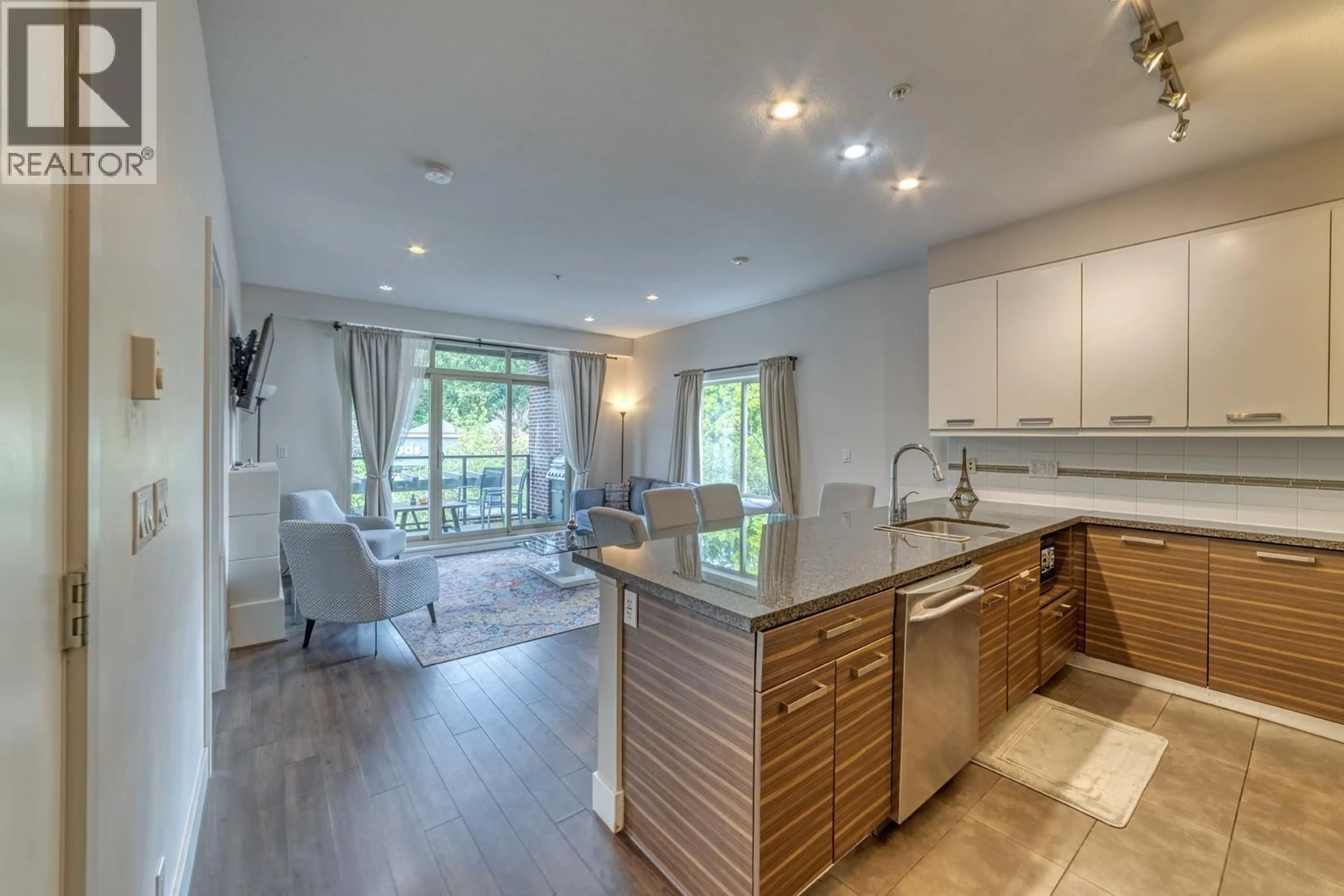 Open concept kitchen, unknown for 304 - 1273 MARINE DRIVE, North Vancouver British Columbia V7P1T3